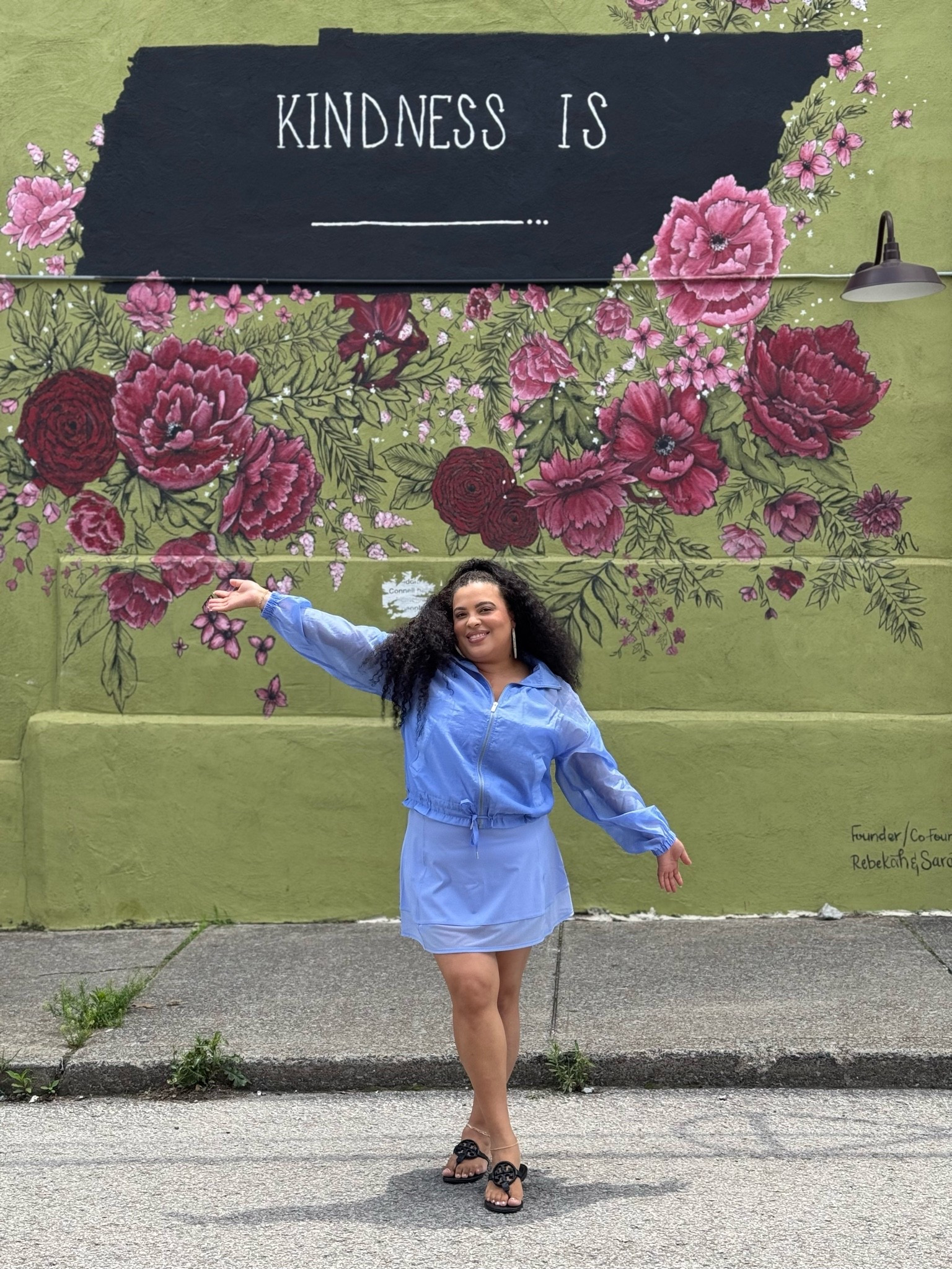 I am loving this monochrome activewear set from Spanx! The lightweight jacket and matching skort are so comfortable for exploring the city. 🌸

I paired it with classic black Tory Burch sandals to keep the look effortless and stylish. ✨

#LTKactive #spanx #toryburch #ootd #streets

#LTKootd #LTKActive