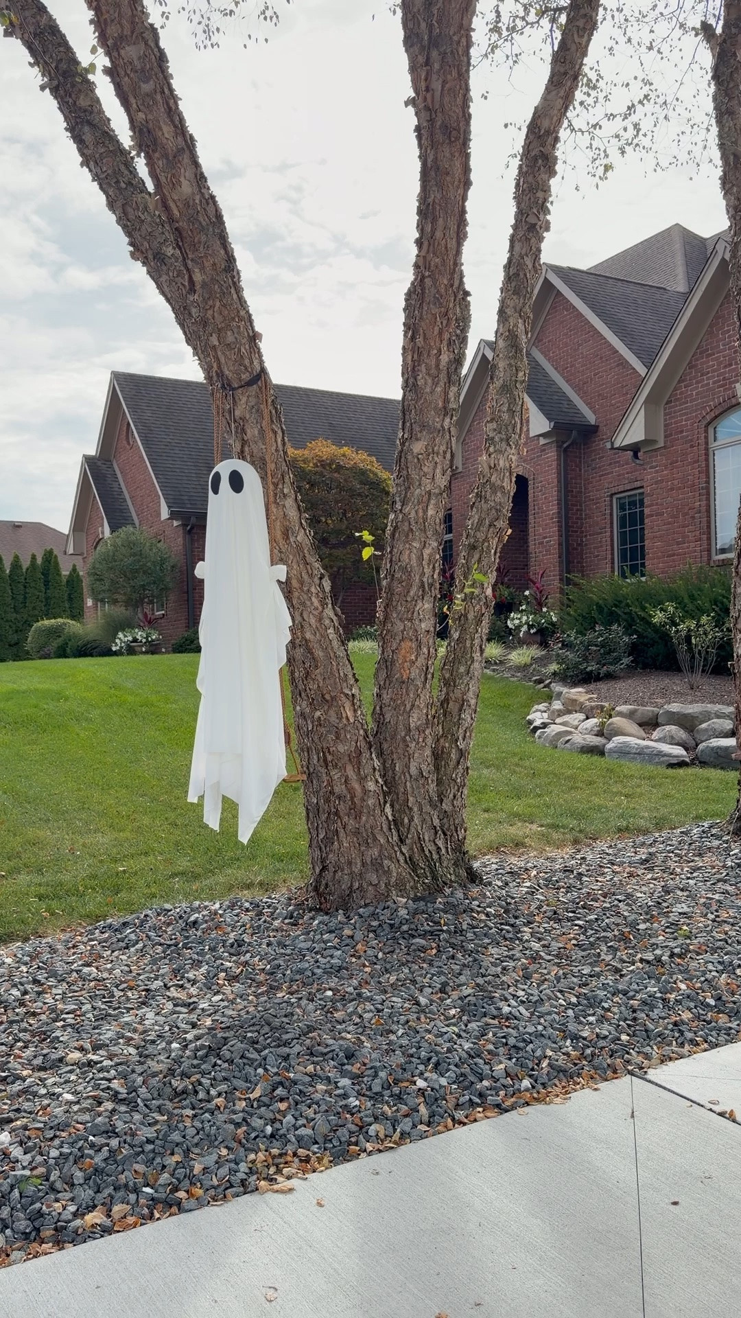 Cutest ghost on a swing!!

#LTKSeasonal #LTKHome