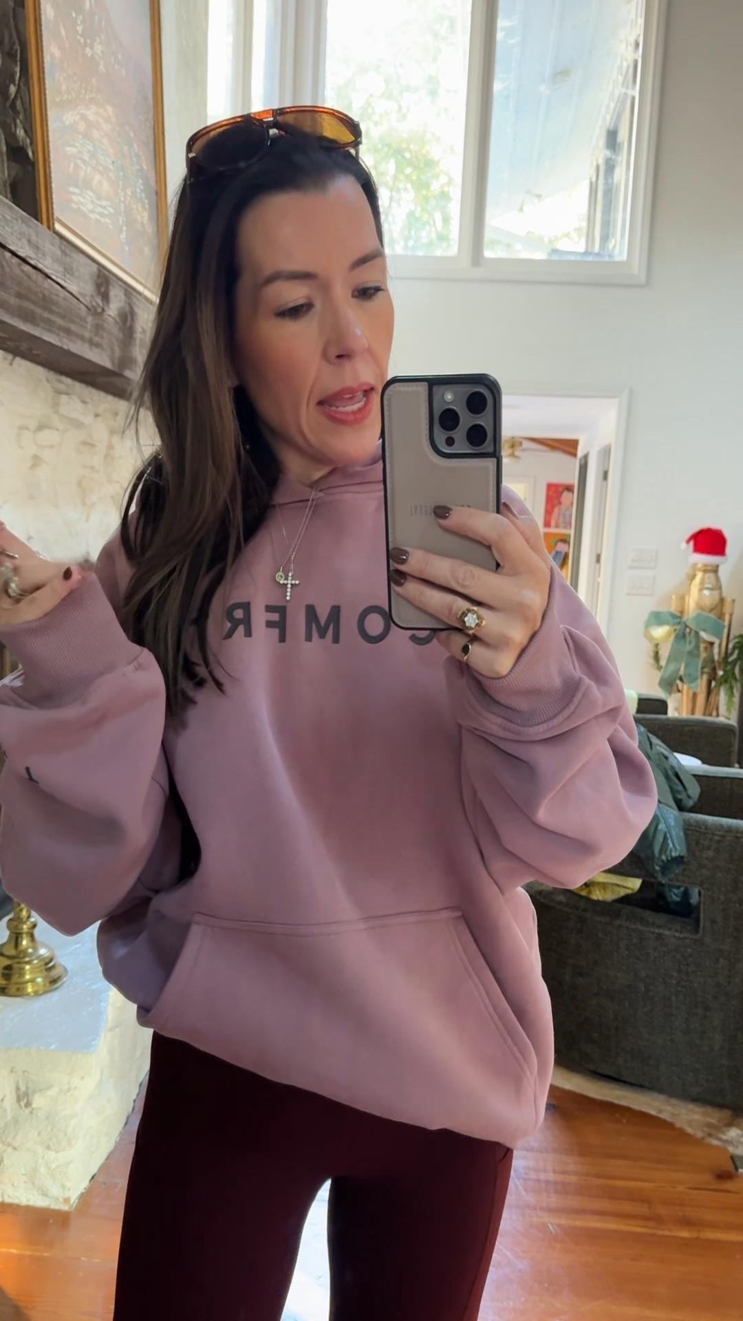 Yummiest coziness 🥰🥰🥰🥰😍

#LTKmomlife #LTKSaleAlert #LTKStyleTip