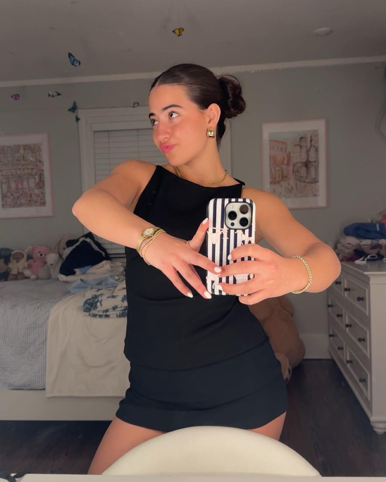 love a good mirror pic
feeling so baddie in this outfit from @aritzia 💋💋
#aritziapartner 