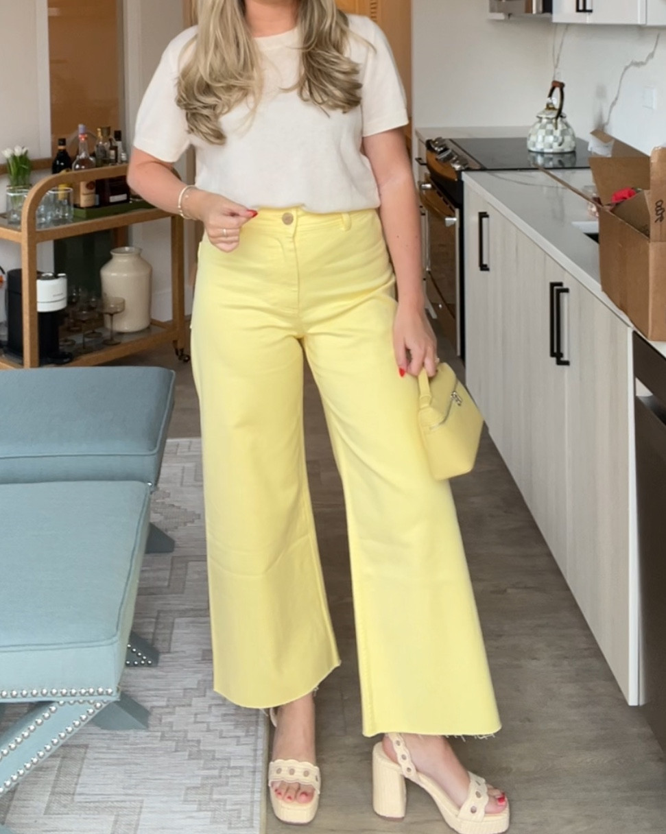 FAV JEANS EVERRRRRR are on sale in multiple colors!!!! RUN DON’T WALK! Literally own 5 pairs and will continue to purchase as years go by!!!!! 

#LTKSummerEdit #LTKSaleAlert #LTKFindsUnder100