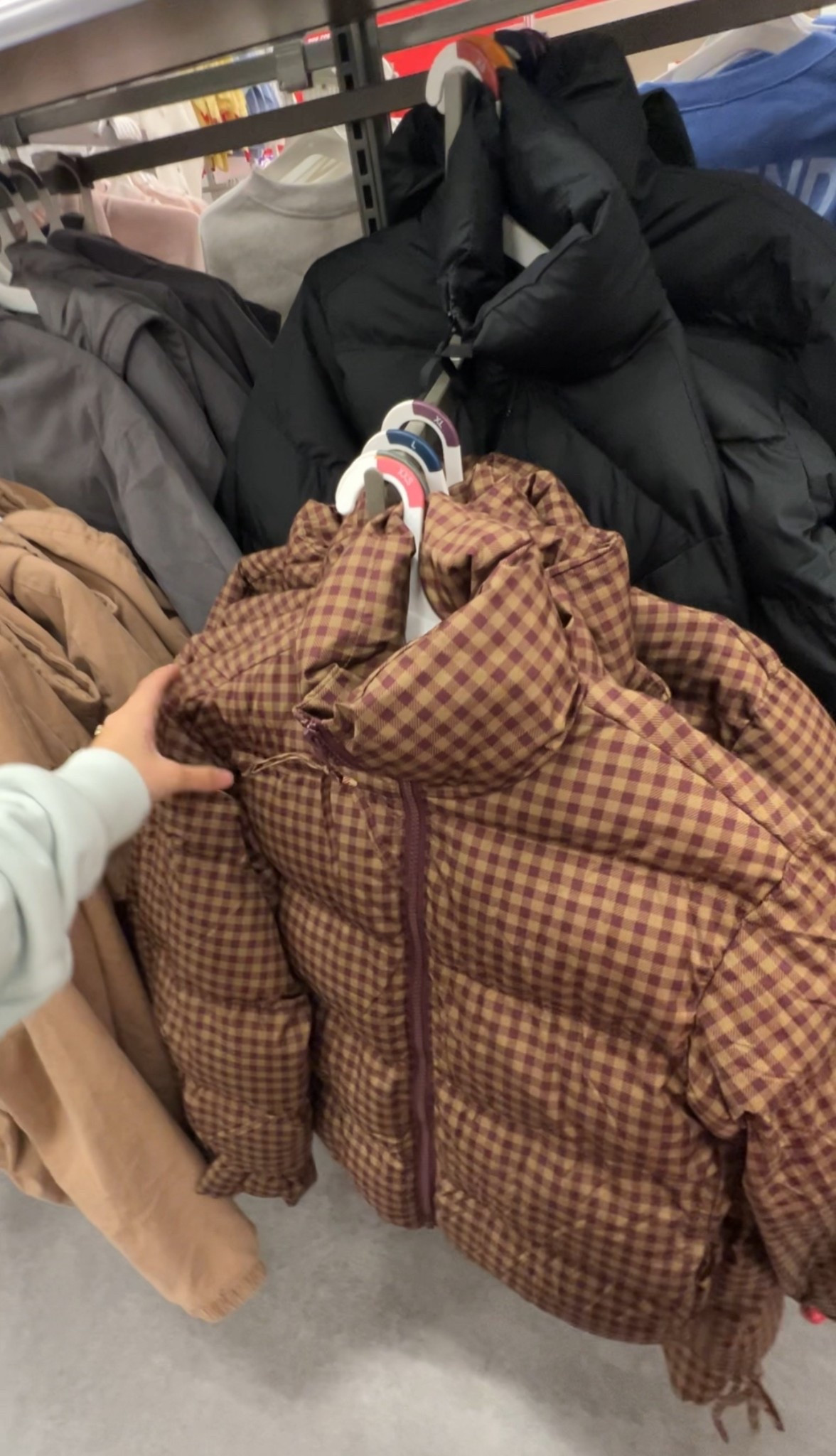 gingham puffer under $50!!!

#LTKHalloween #LTKFindsUnder50 #LTKHoliday