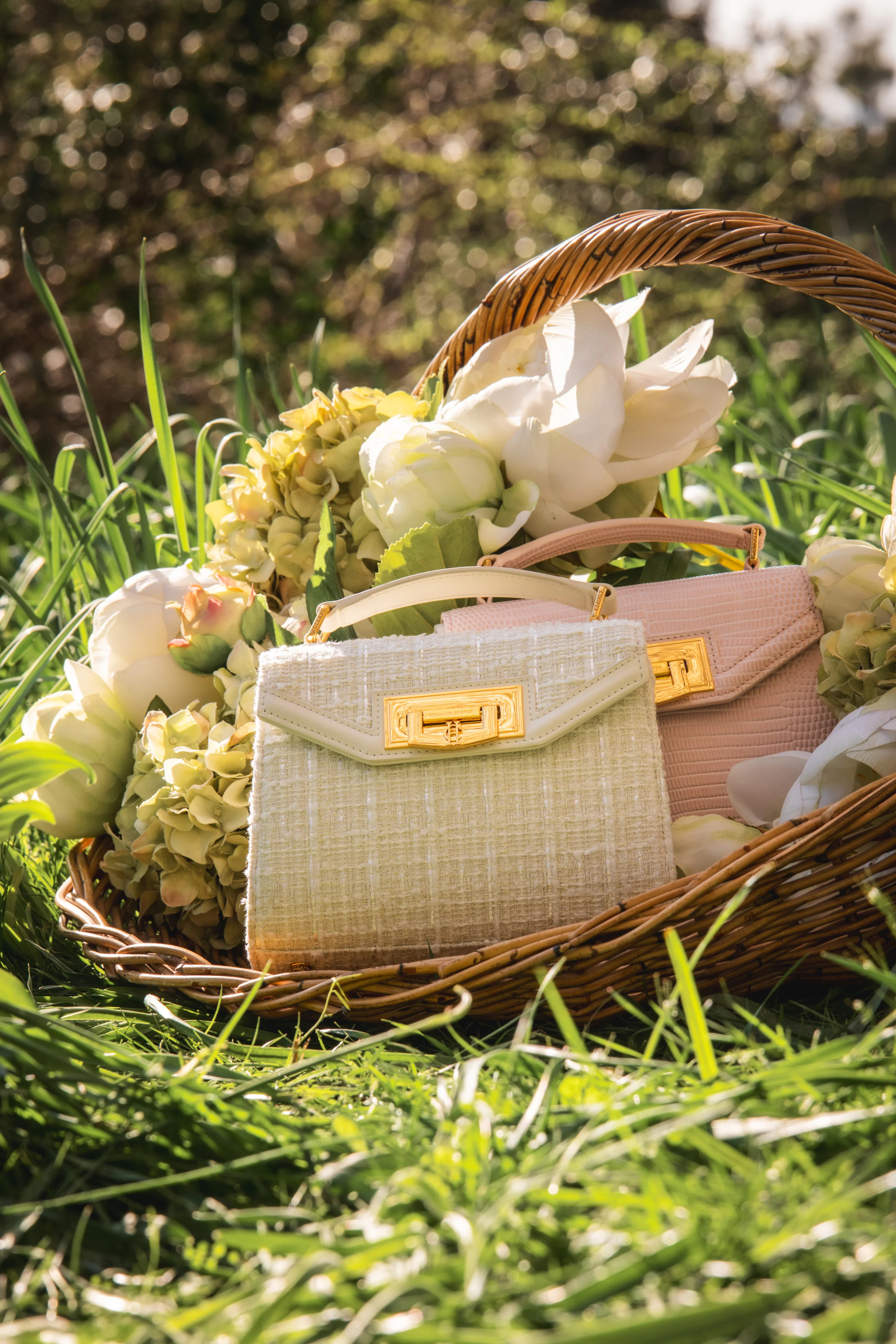 Mini Cheltenham Bag (Cream Boucle) | Holland Cooper
