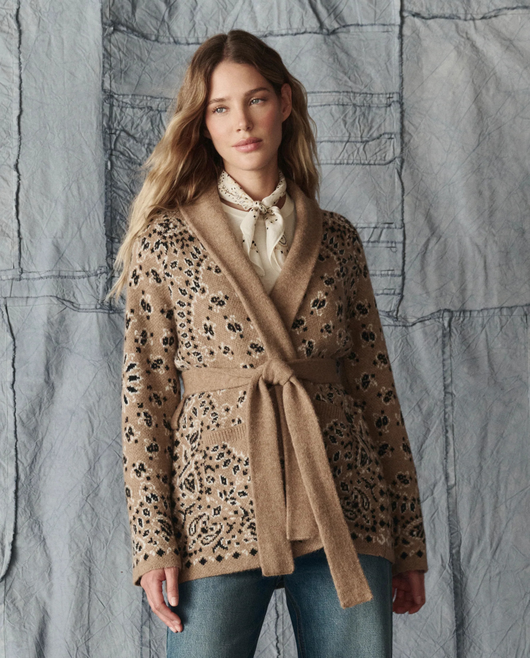 The Bandana Riding Cardigan. -- Camel | THE GREAT.
