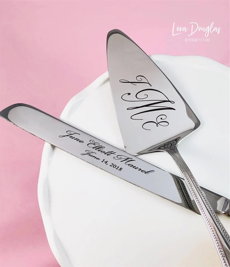 Personalized Cake Knife and Server Set, Engraved 1st Birthday Knife Set, Monogram Cake Cutting Se... | Etsy (Global)