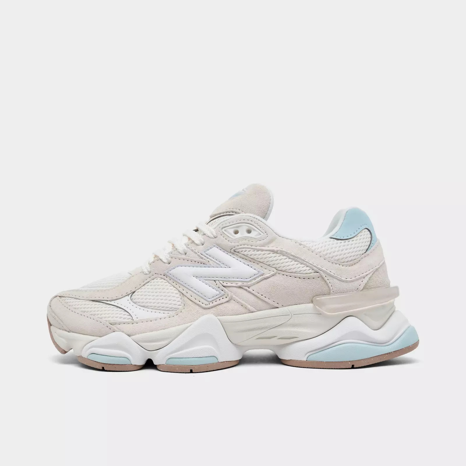 $140.00 | Finish Line (US)