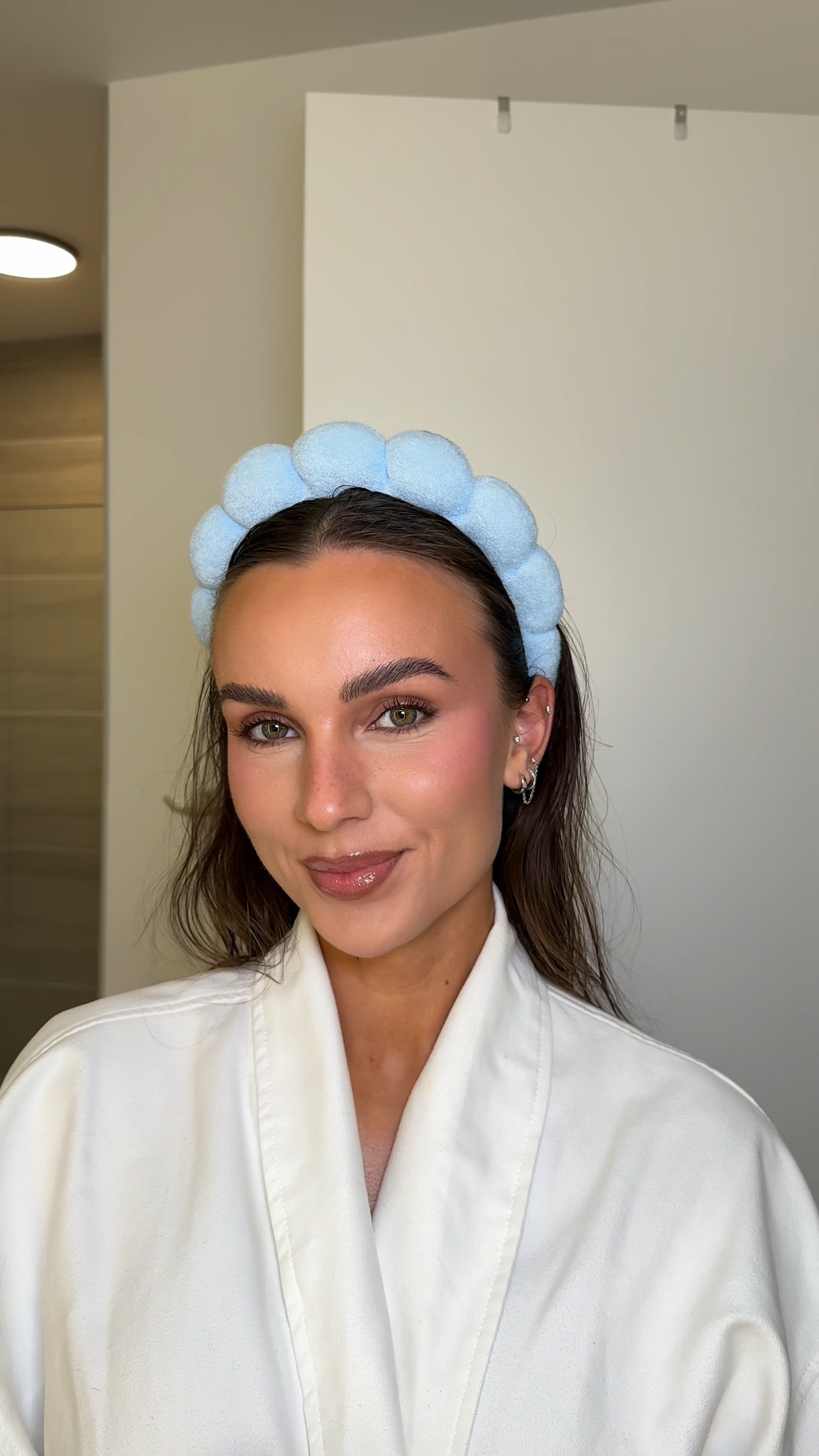 a pink and brown soft glam look! 

blush makeup, makeup for oily skin, long lasting makeup look, easy glam, girly makeup look, beginner makeup, staple makeup, cc cream, Armani beauty, sephora favorites, nude lip combo 

#LTKBeauty