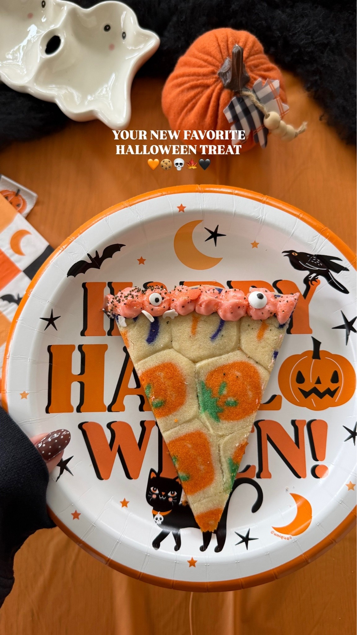 Halloween cookie cake fun 🖤🎃🍁🍪

#LTKSeasonal #LTKvlog #LTKfoodie