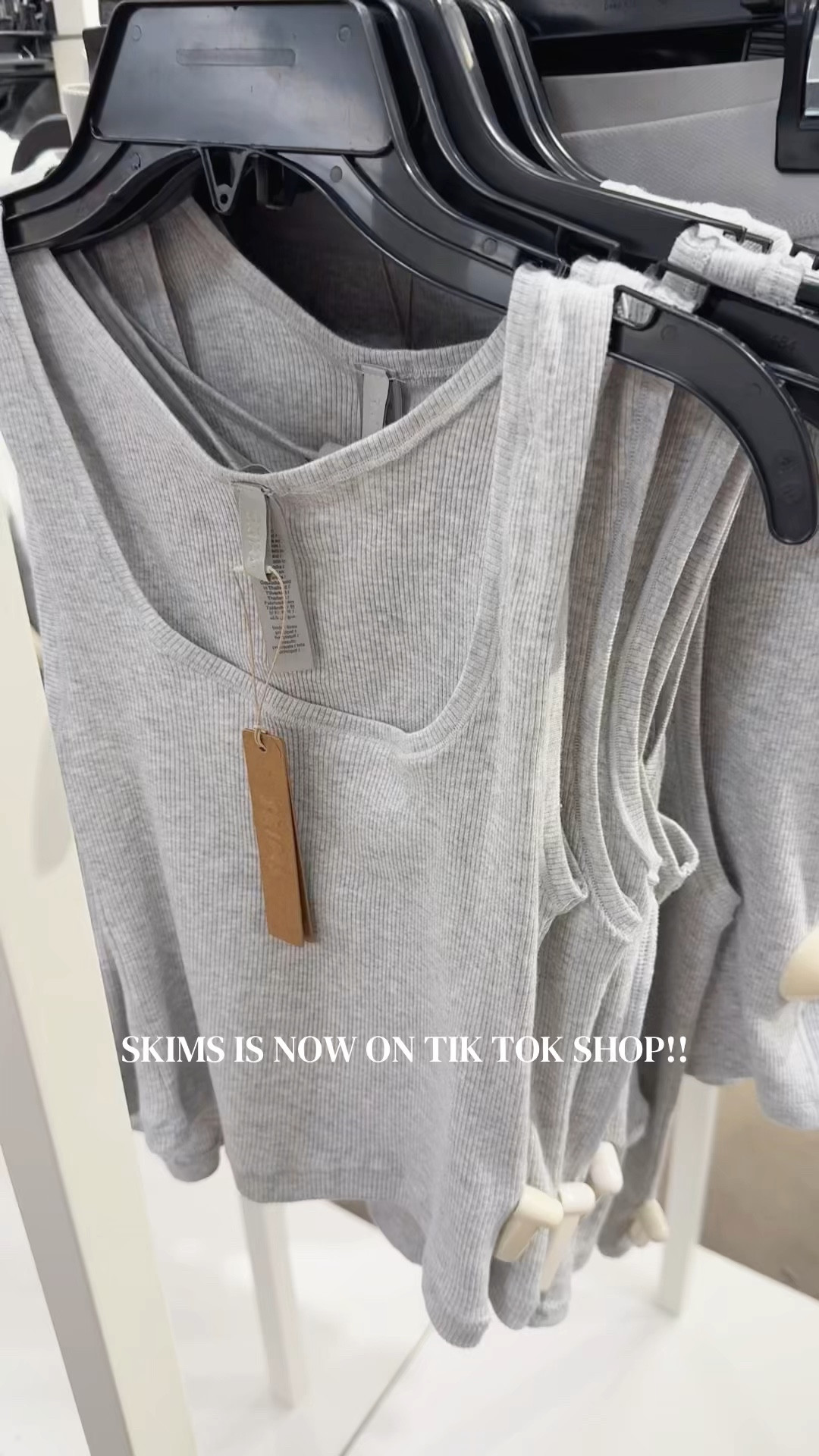 #skims #capsulewardrobe #basics #ribbedtank #tanktop #skimsreview #skimshaul 

#LTKootd #LTKgrwm #LTKU