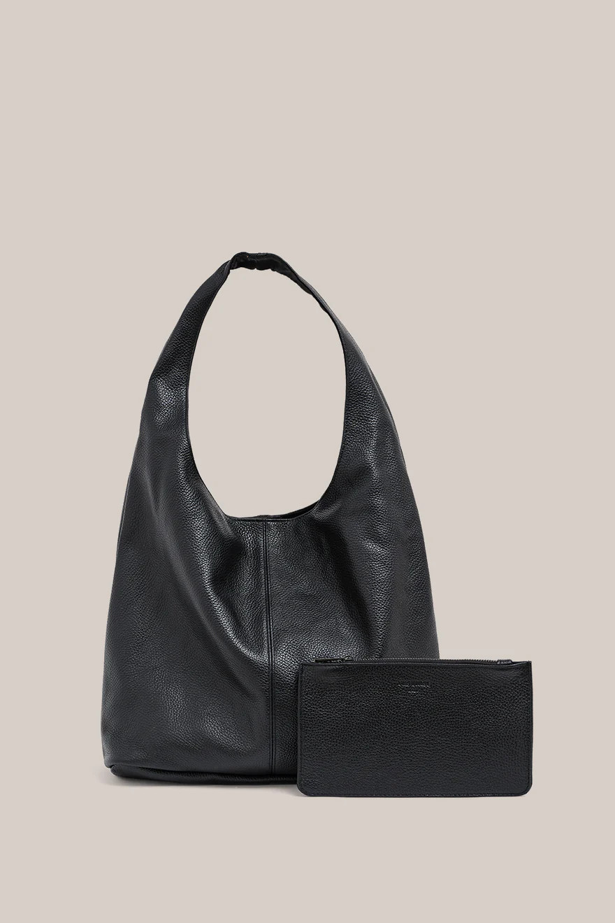 Scarlett Black Leather Hobo | VESTIRSI