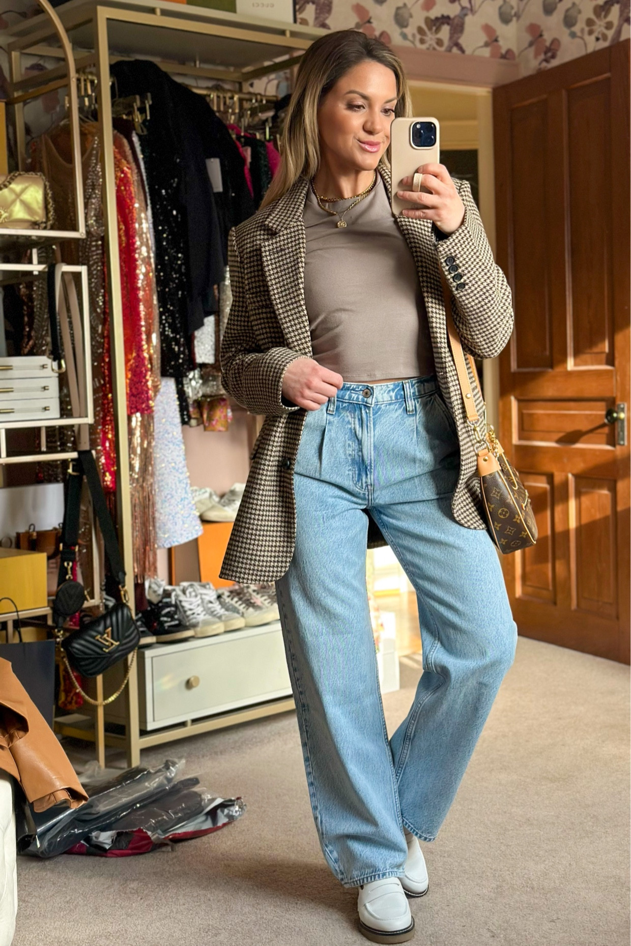 OOTD
15% OFF Abercrombie Members:
NEW High Rise 90s loose jeans from Abercrombie! I’m wearing size 26 regular. TTS. 
Abercrombie tee size small in taupe 
Brown Houndstooth ASTR The Label Blazer size Medium 
Everlane loafers 40% off! TTS

#LTKstyletip #LTKSale #LTKFind