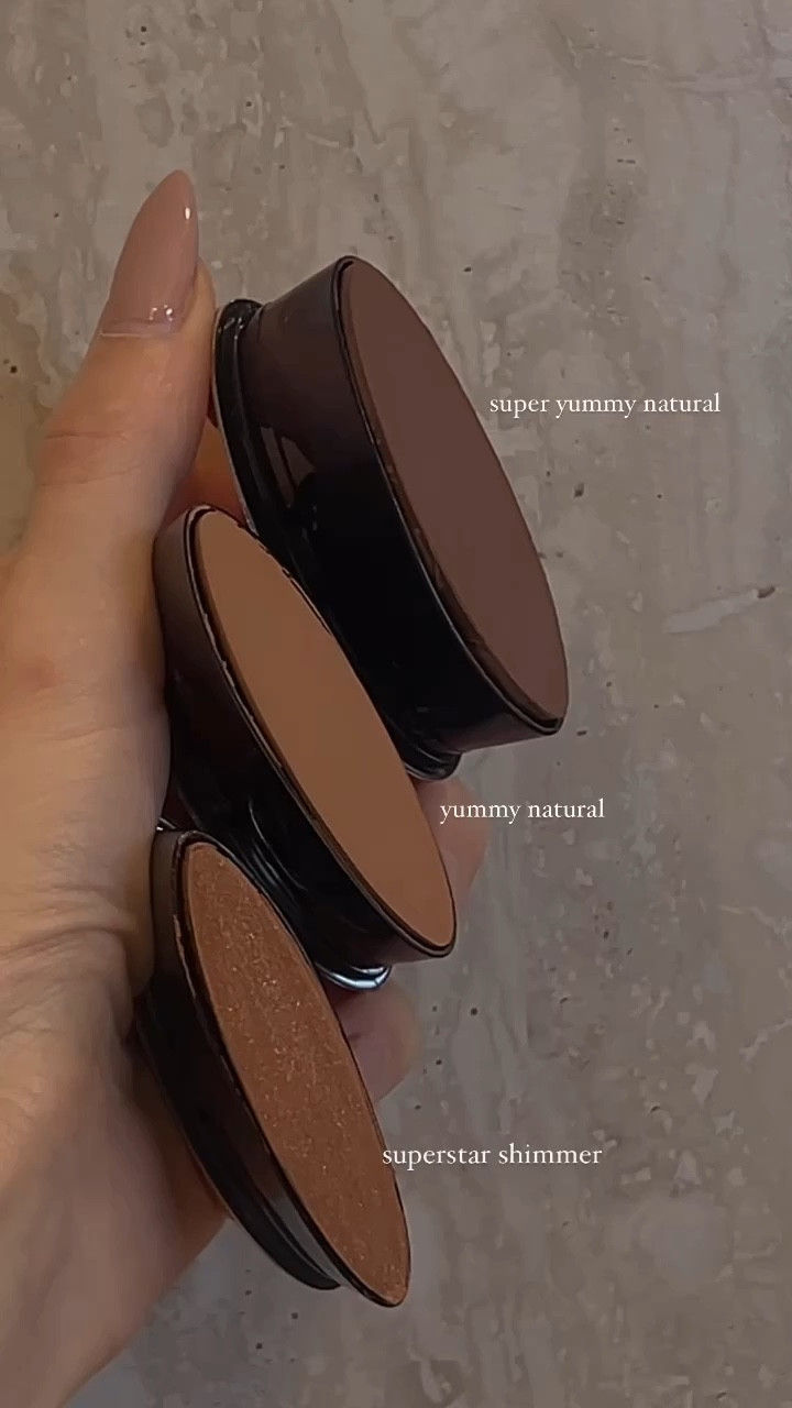 Using @elaluz to create the nicest glow! Use code LOVE25 for 25% off, including bundles. All made of clean ingredients. Sale ends 2/29  

In order: 
beauty oil 
Stick bronzer - Super Yummy Natural (darker shade), then Yummy Natural (lighter shade), then Superstar Shimmer (cheekbones and body) 
Cali Queen Face Palette - all the essential shades
Liquid bronzer shade superstar shimmer, for a subtle glow on your body 

Loved all of these! Super easy to blend. 

Clean beauty
contour 
Beauty 
Wedding guest 
Wedding 
vacation 
Date night 
Spring and summer 
Glowy makeup 
Travel makeup 
#Ad 



#LTKVideo #LTKfindsunder50 #LTKbeauty