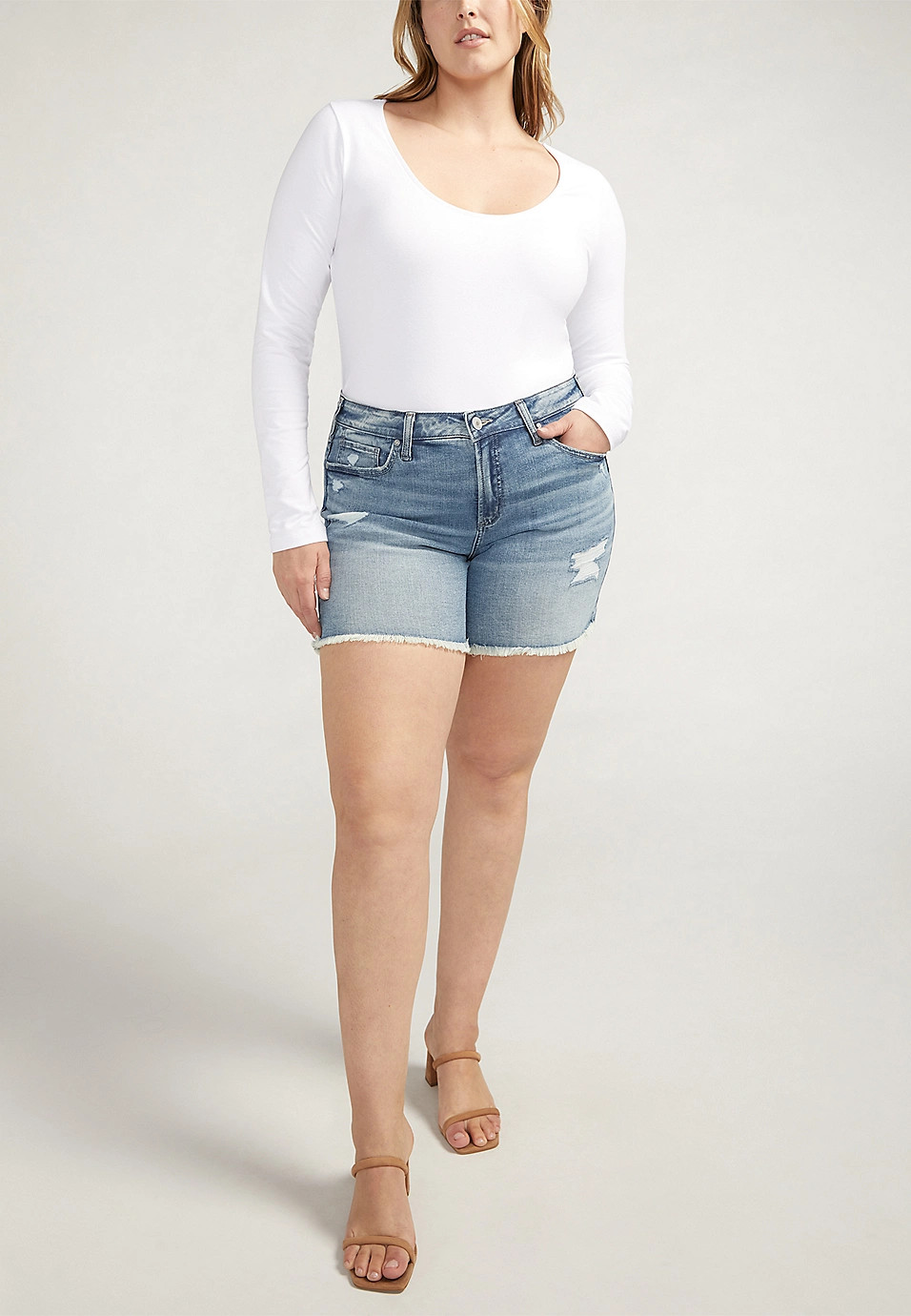 Plus Size Silver Jeans Co.® Suki Curvy Mid Rise Luxe Stretch Frayed Hem 5.5in Short | Maurices