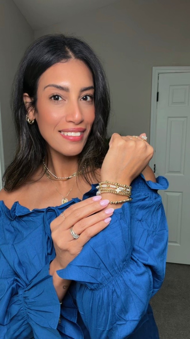 Gorgeous everyday gold jewelry stack | amazon bracelets, dainty pieces + off shoulder top ✨

#LTKootd #LTKSaleAlert #LTKU