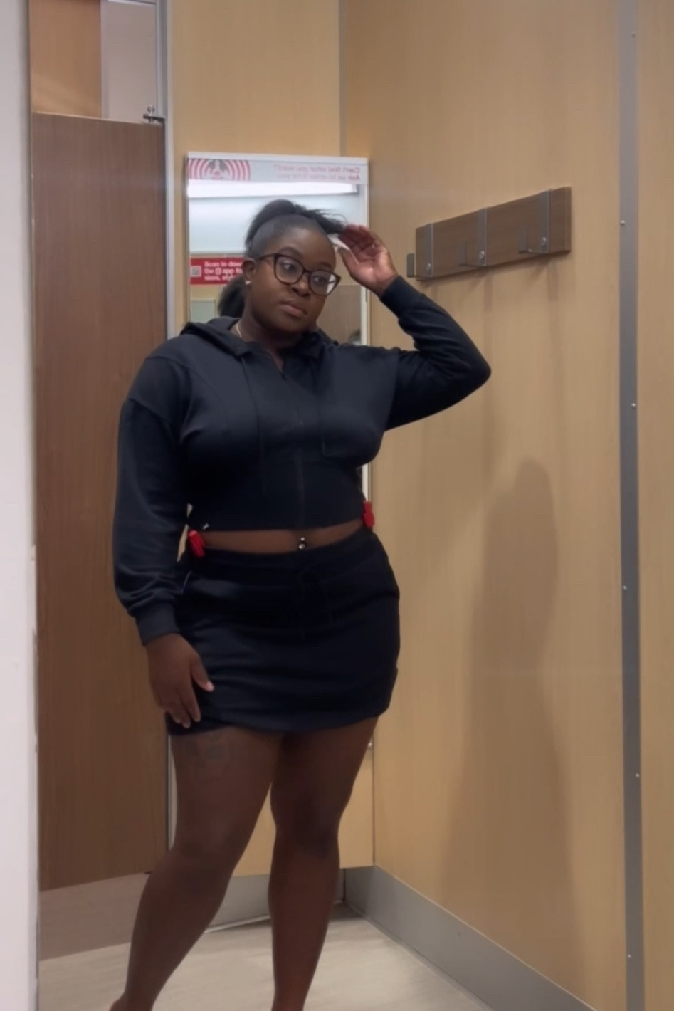 Cropped hooded sweatshirt & skirt

#LTKFitness #LTKFind #LTKcurves