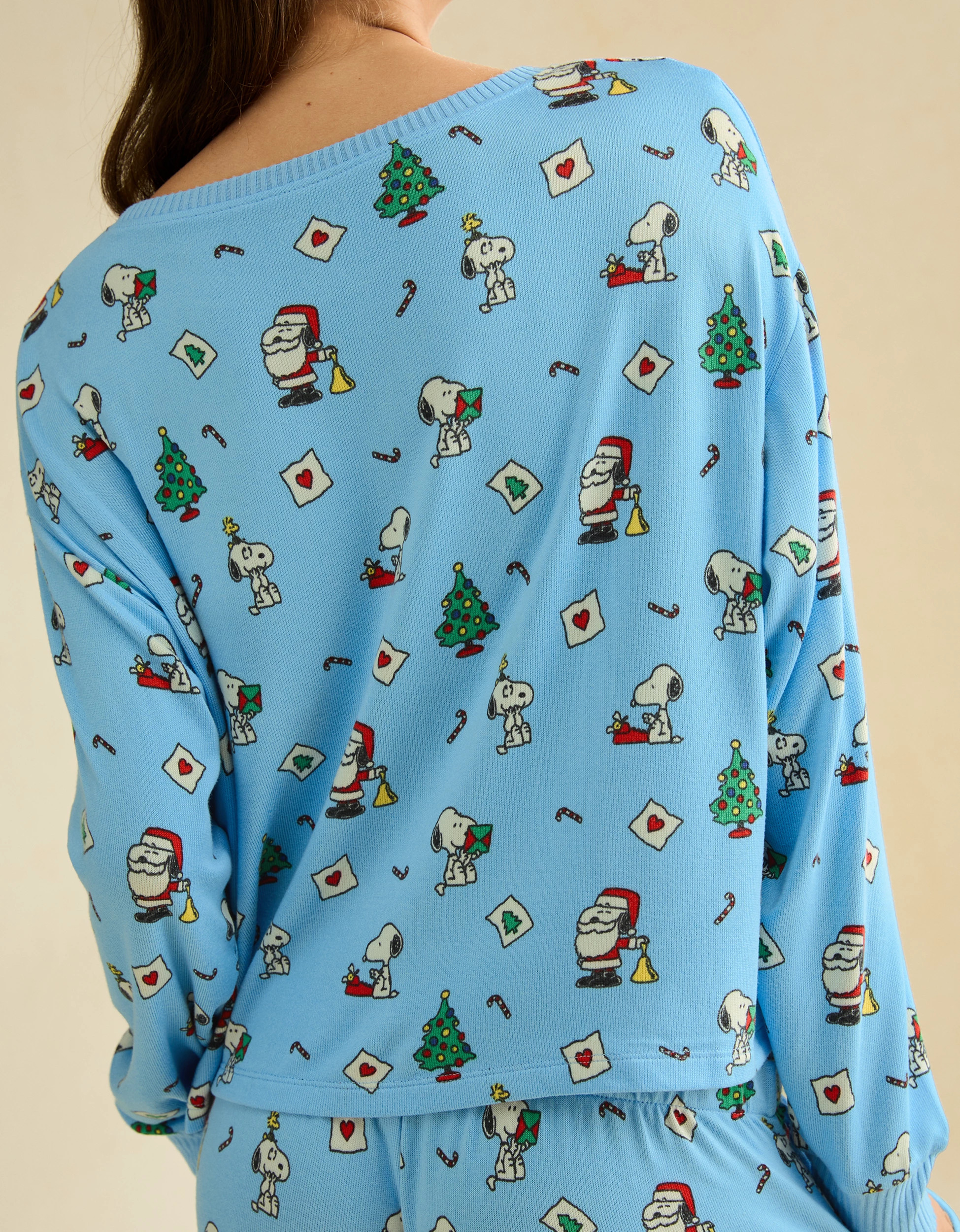 AE Luxe Plush Snoopy Long Sleeve + Pant PJ Set | American Eagle Outfitters (US & CA)