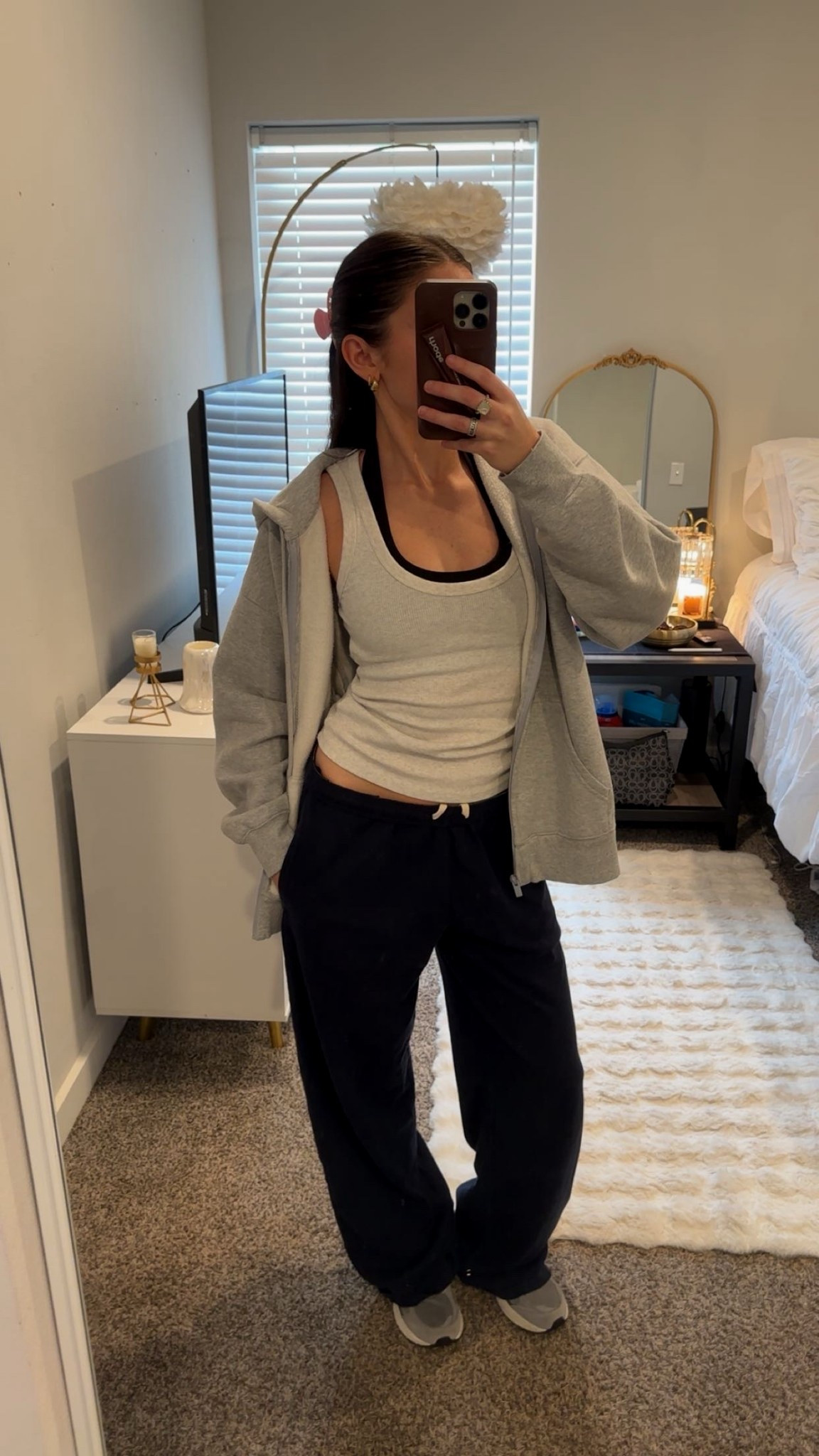 Cozy fit check🩶✨🧸

#LTKSeasonal #LTKFallSale #LTKStyleTip