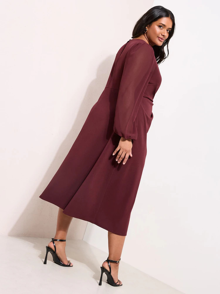 Friends Like These Red Curve Chiffon Long Sleeve Hardware Detail Midi Dress | Next EU