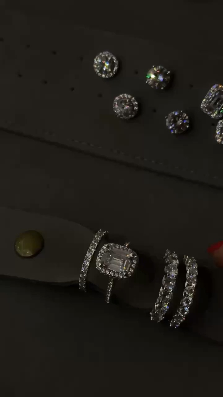 Use code StylinByAylin for 70% off!! 

#LTKGiftGuide #LTKHoliday