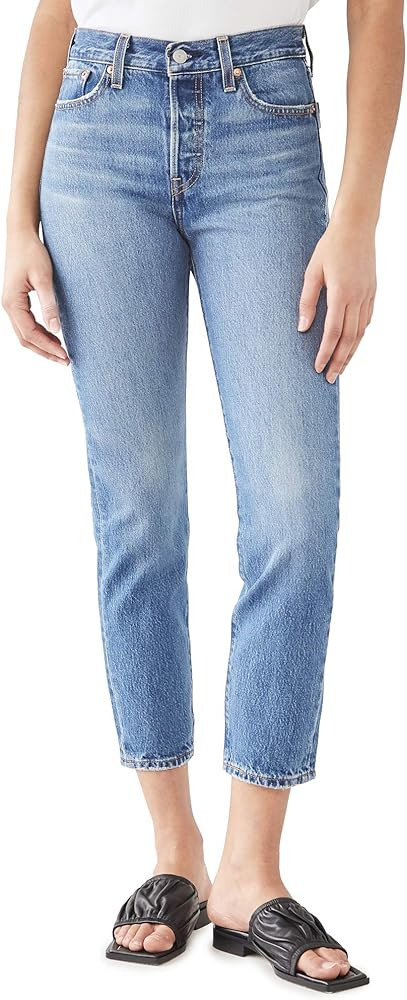 Levi's Women's Premium Wedgie Icon Fit Jeans | Amazon (US)