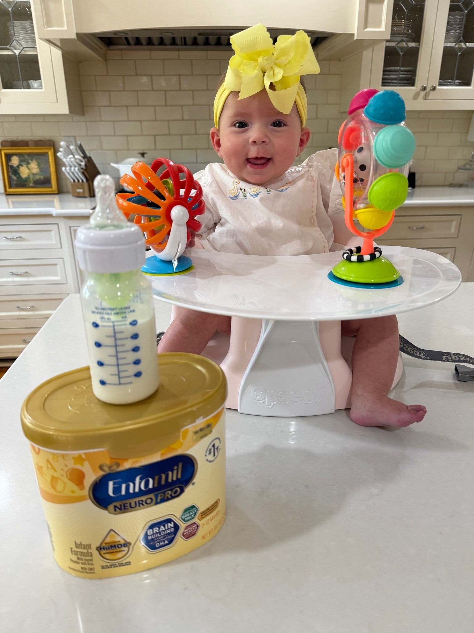 #ad Happy baby! My sweet happy girl- Merritt has been using @enfamil NeuroPro infant formula since she was born and has been doing so wonderful on it. It has MFGM and DHA to support brain development. We pick ours up at @target #targetpartner #enfamil #target #enfamilneuropro