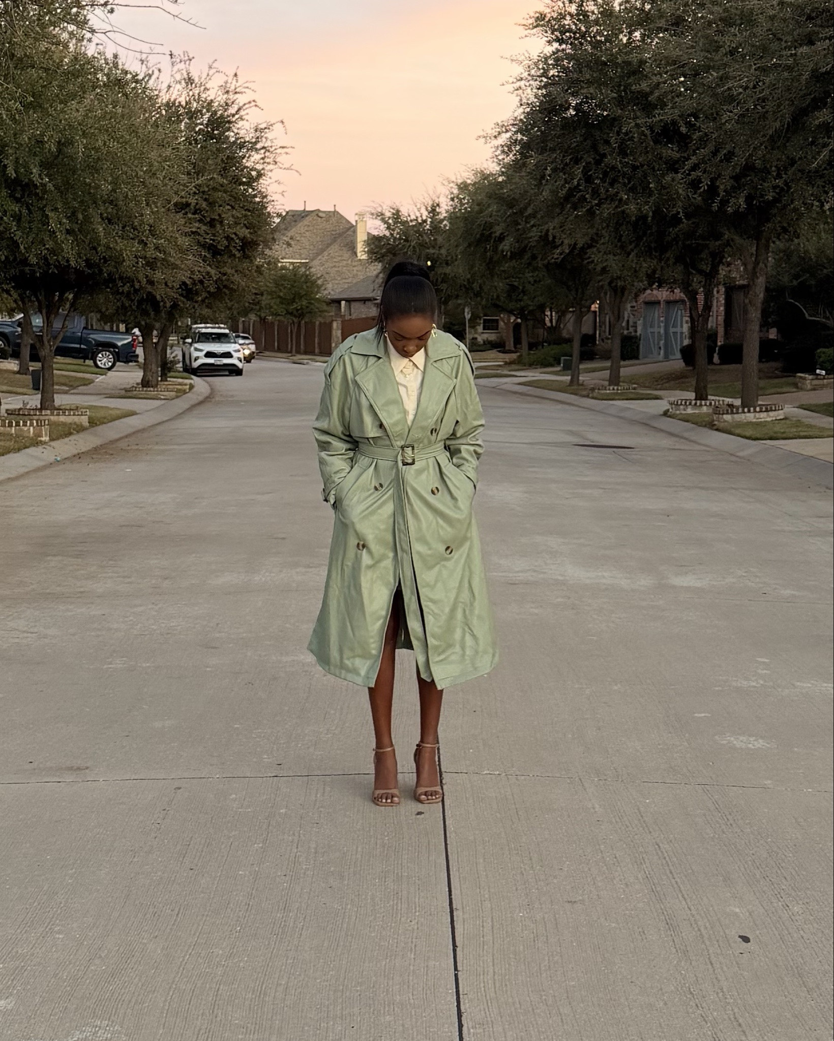 My Thanksgiving outfit this year 🤍 unfortunately I’m unable to find the exact jacket I wore, unsure if it’s no longer sold  but I included a similar one down below! Happy shopping beautiful people!

#fashionfinds #americaneagle #fashion #musthaves #dupe

#LTKGiftGuide #LTKootd #LTKHoliday