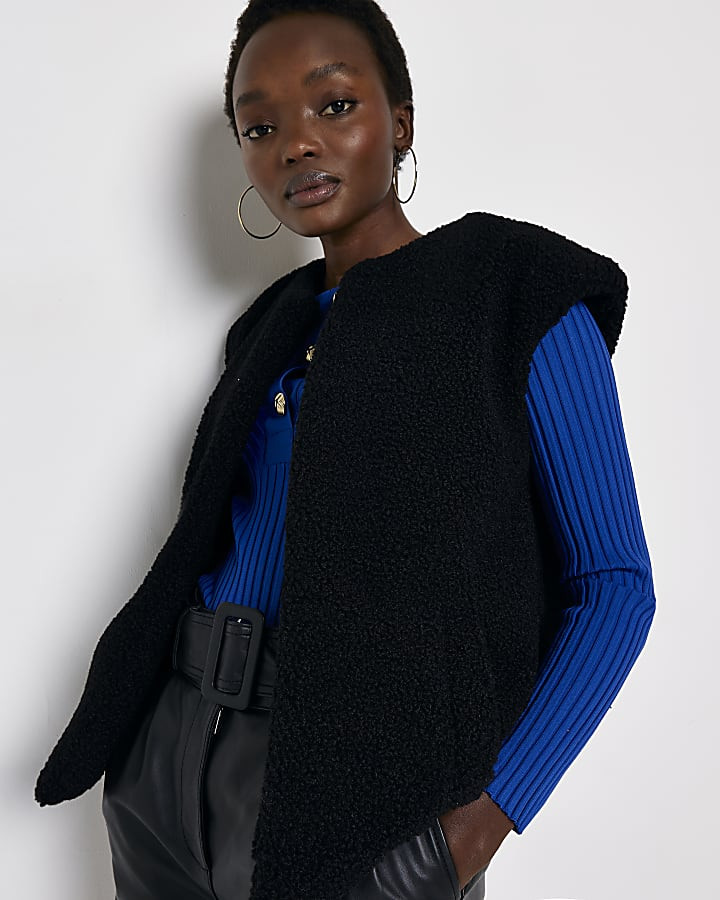 Black borg gilet | River Island (UK & IE)