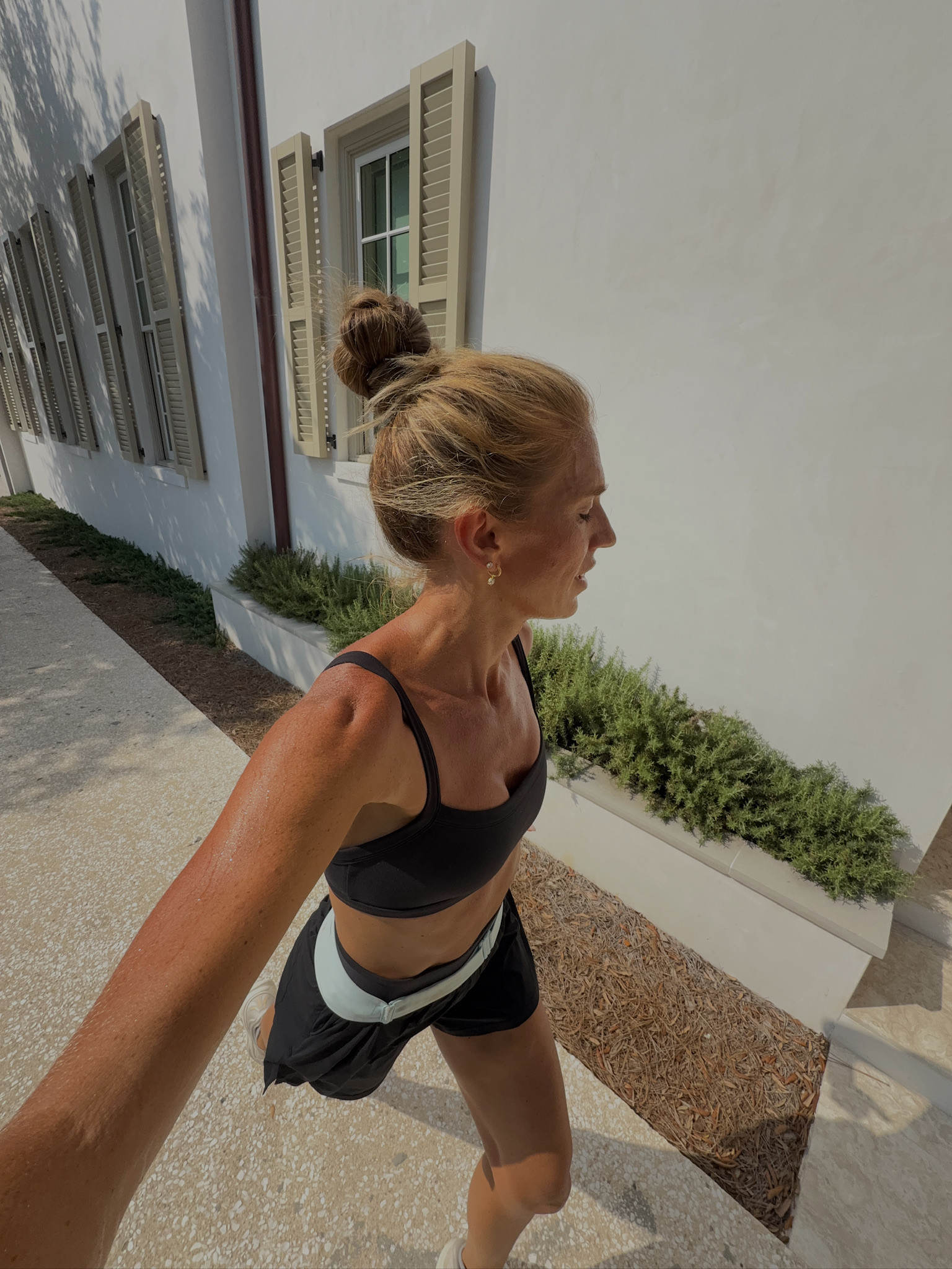 Run OOTD this morning! Top is @ptula00 & bottoms are @lululemon 🏃‍♀️

#LTKfitnessgoals #LTKActive #LTKTravel