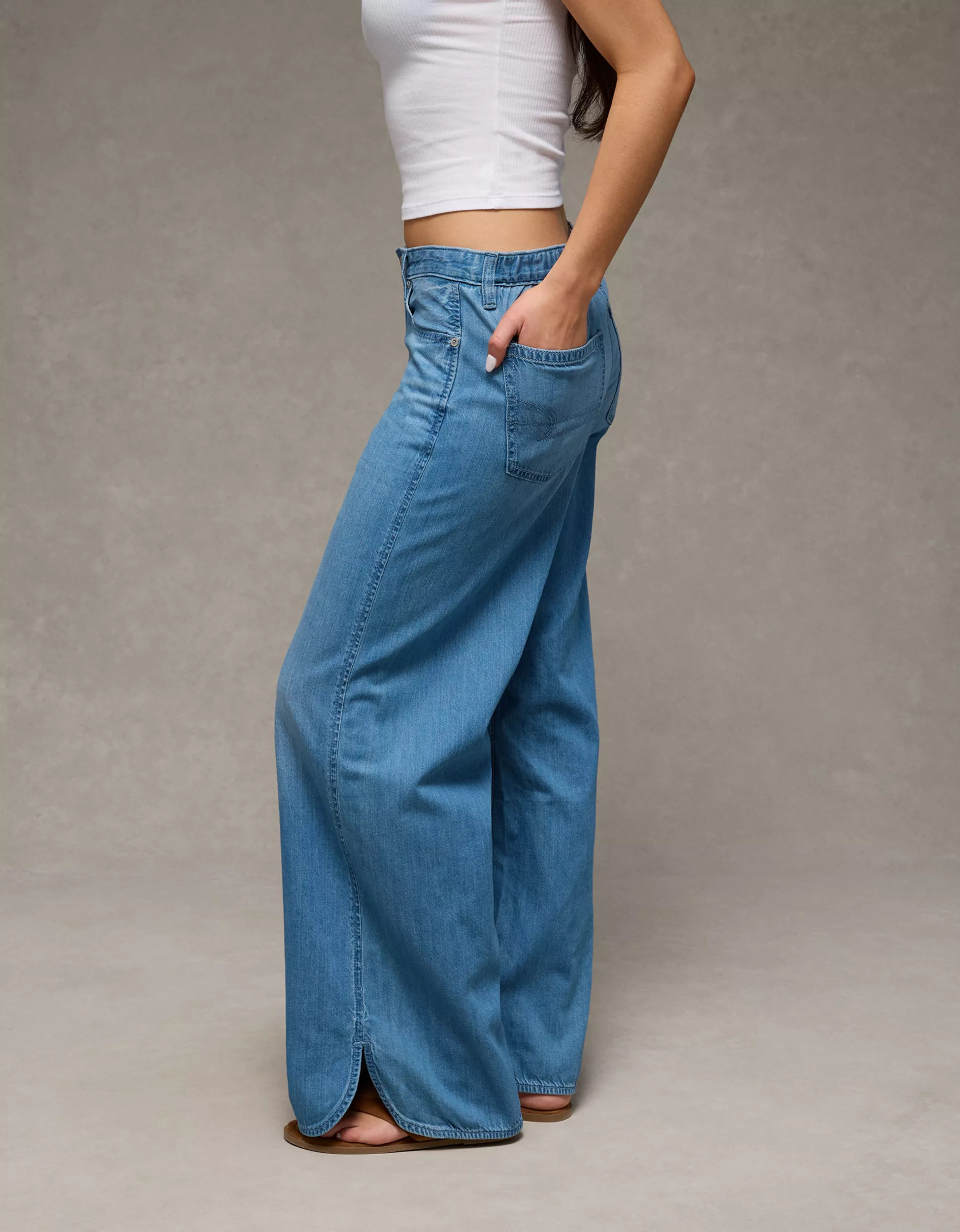 AE Low-Rise Beachy Baggy Jean | American Eagle Outfitters (US & CA)