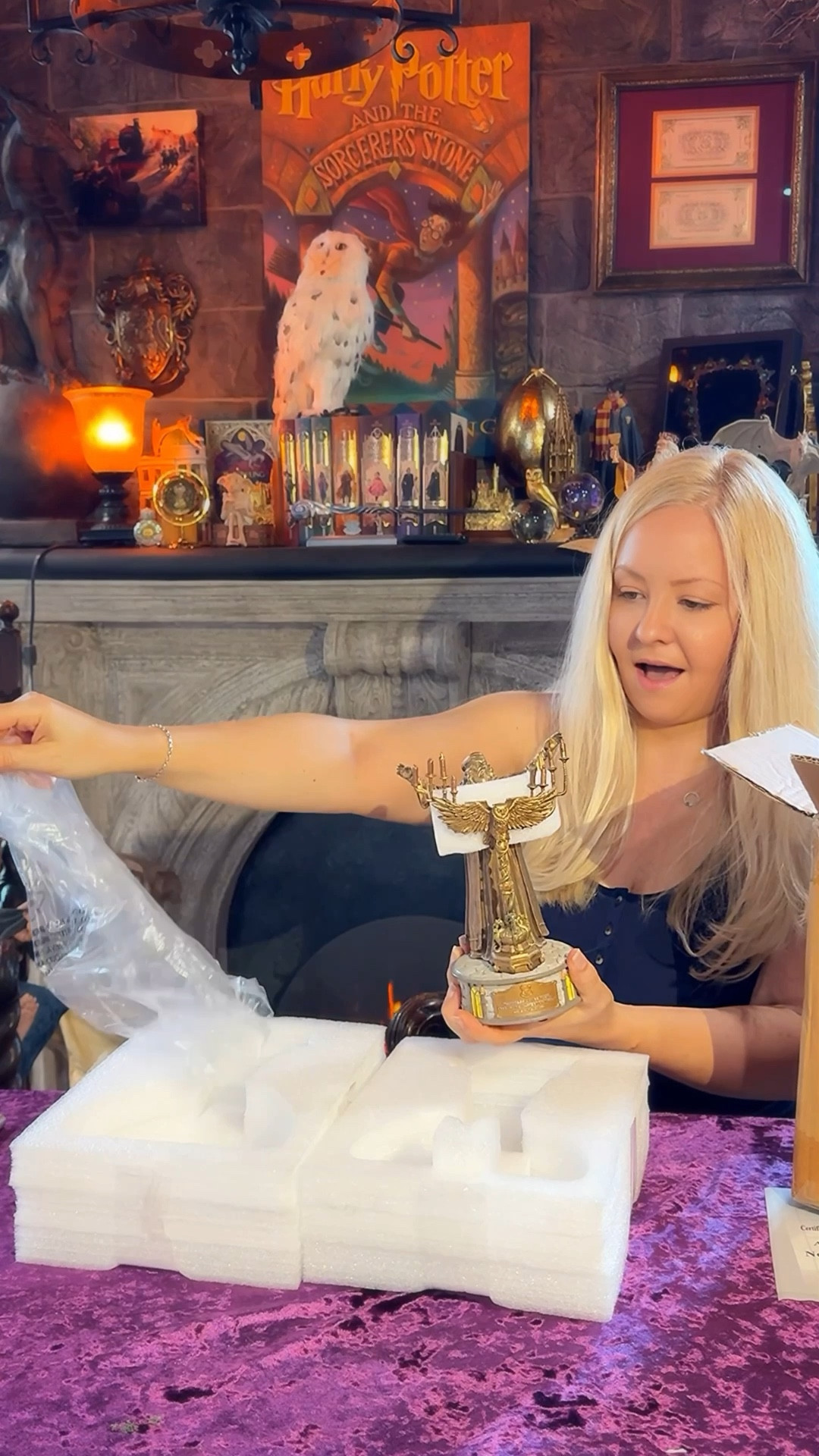 Dumbledore statue 💛