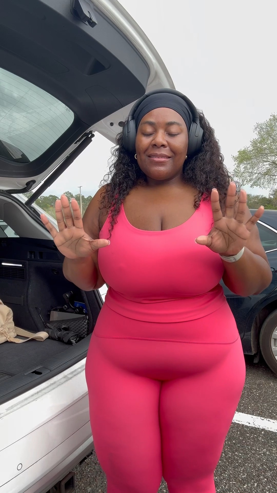 Oh how I love being a woman. Spanx code THAMARRXSPANX for 10% off and free shipping on first time orders 

Top 2X 
Leggings 1X

Activewear, wellness routine, plus size fashion, gym outfitt

#LTKFindsUnder100 #LTKPlusSize #LTKActive