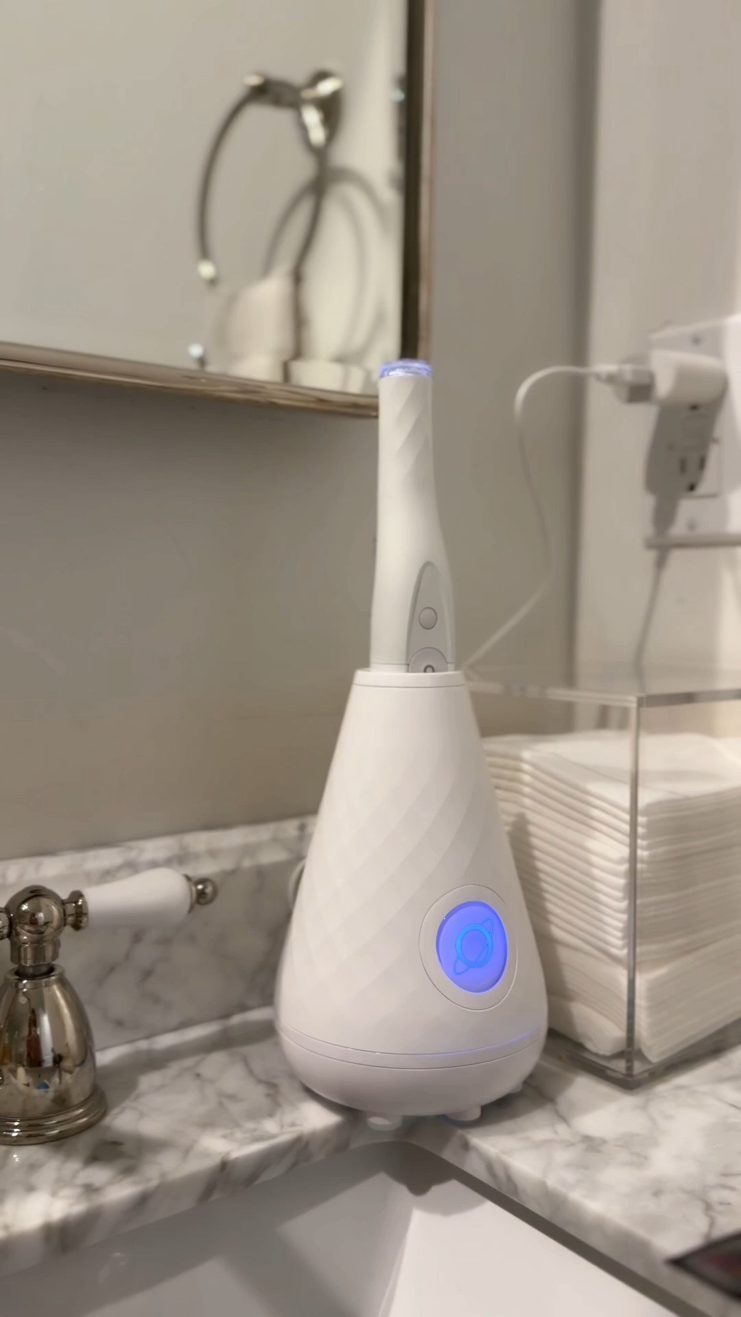 For that post-dentist clean feeling and noticeably whiter teeth within 2 weeks!! It also has a uv-c light to kill bacteria 🦷🪥✨ I’ve used this brand since 2020 and it does not disappoint. @taoclean #ad