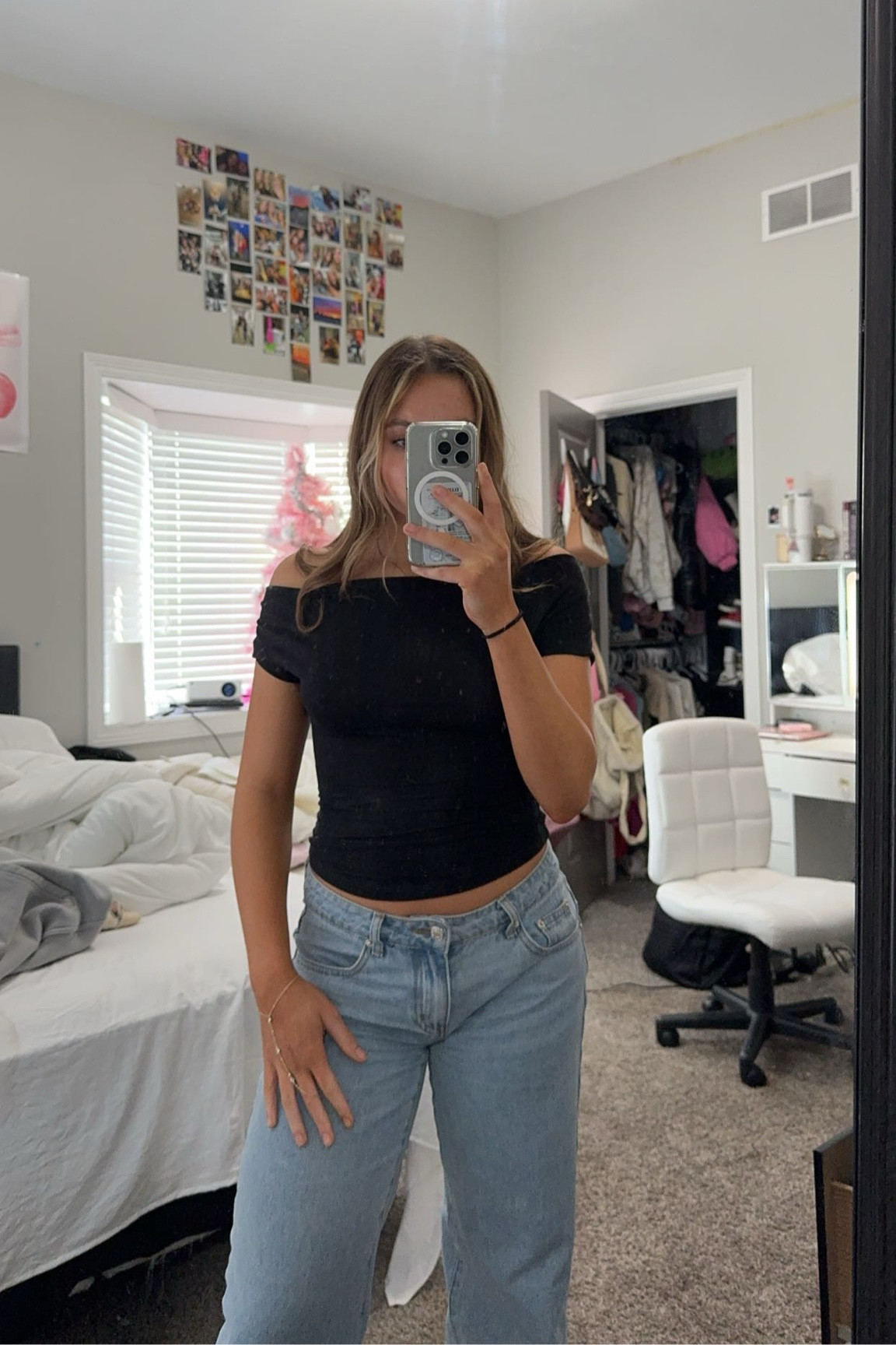 Basic but sooo CUTE 🥰 

#LTKPetite #LTKU #LTKStyleTip