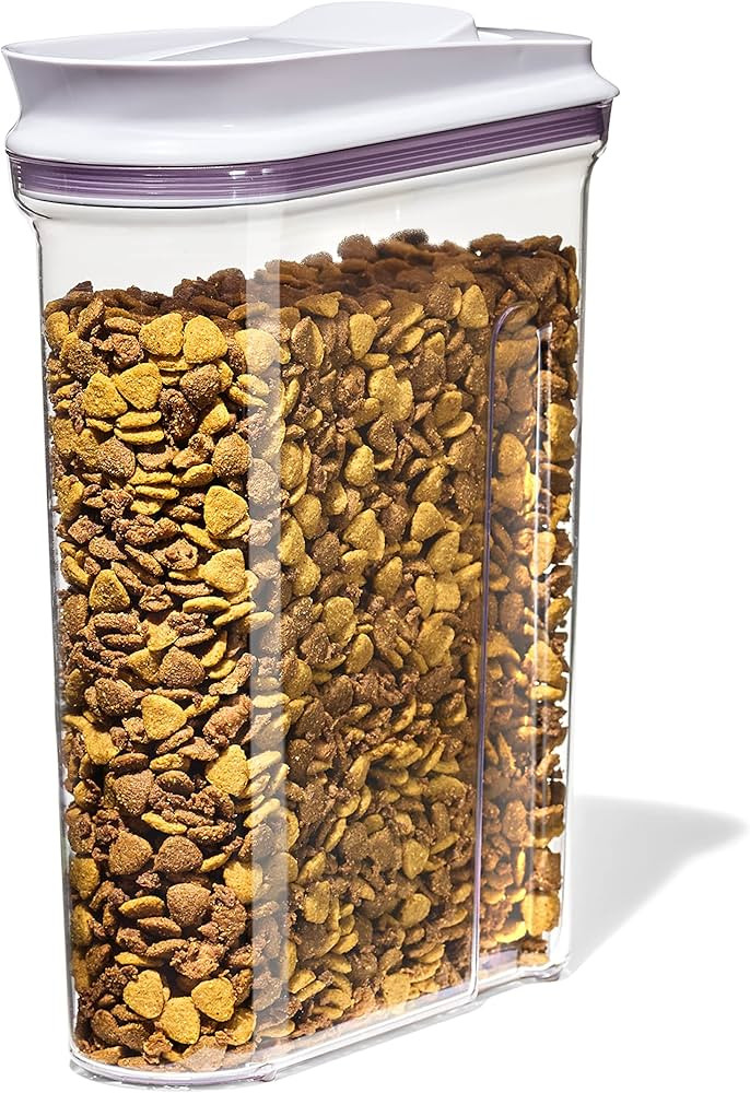 OXO Good Grips Pet Food Dispenser - 4.5 Qt/4.25 L |Ideal for up to 4lbs of Dog Food or 3.5lbs of ... | Amazon (US)
