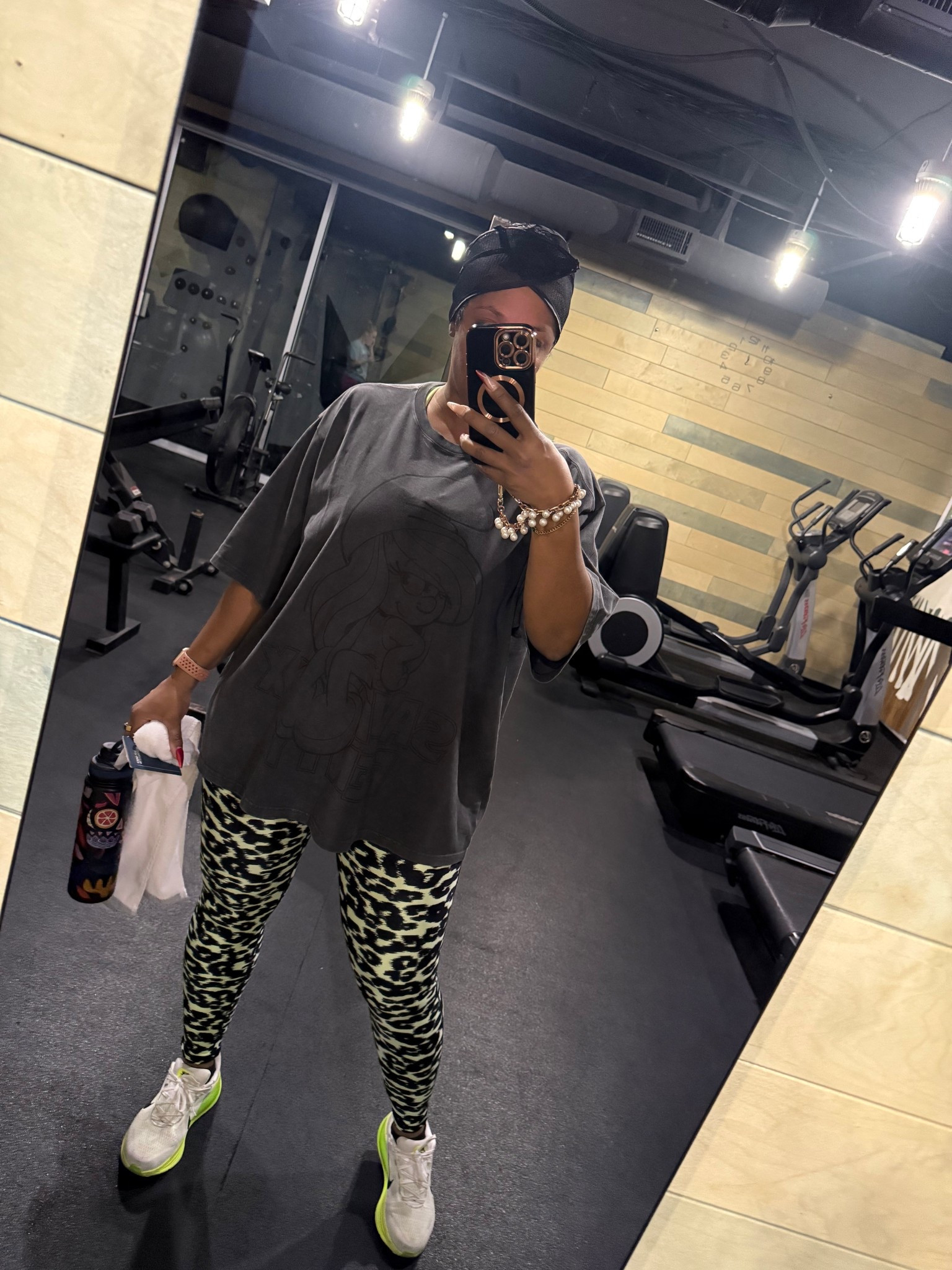 Day 3 workout look from Savage x Fenty
Wearing:
Large in sports bra
XL in leggings 
Shoe 8.5

#LTKmorningroutine #LTKootd #LTKActive