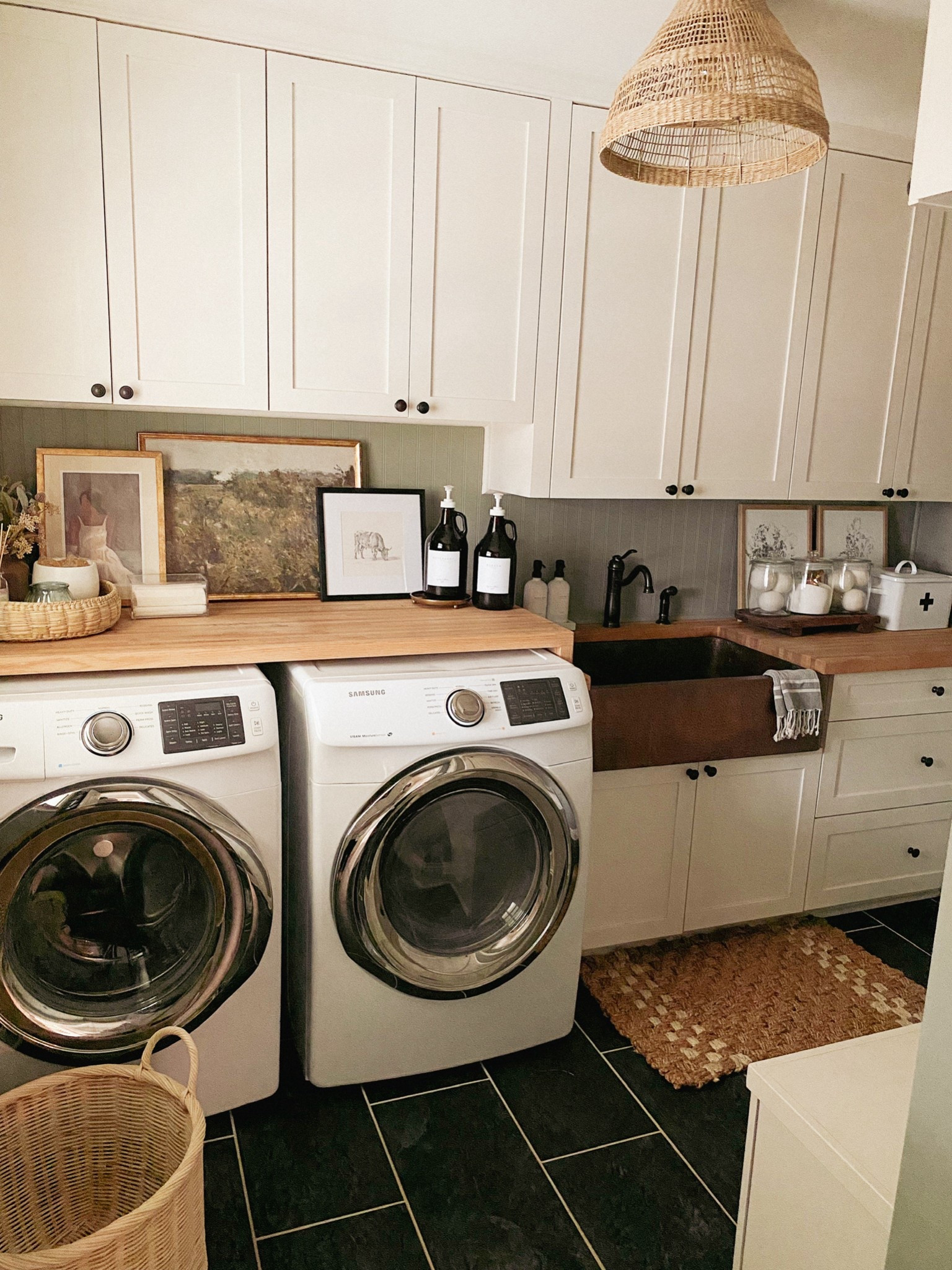 Laundry room, modern classic design, home decor, laundry room decor
#porcheandco

#LTKStyleTip #LTKHome