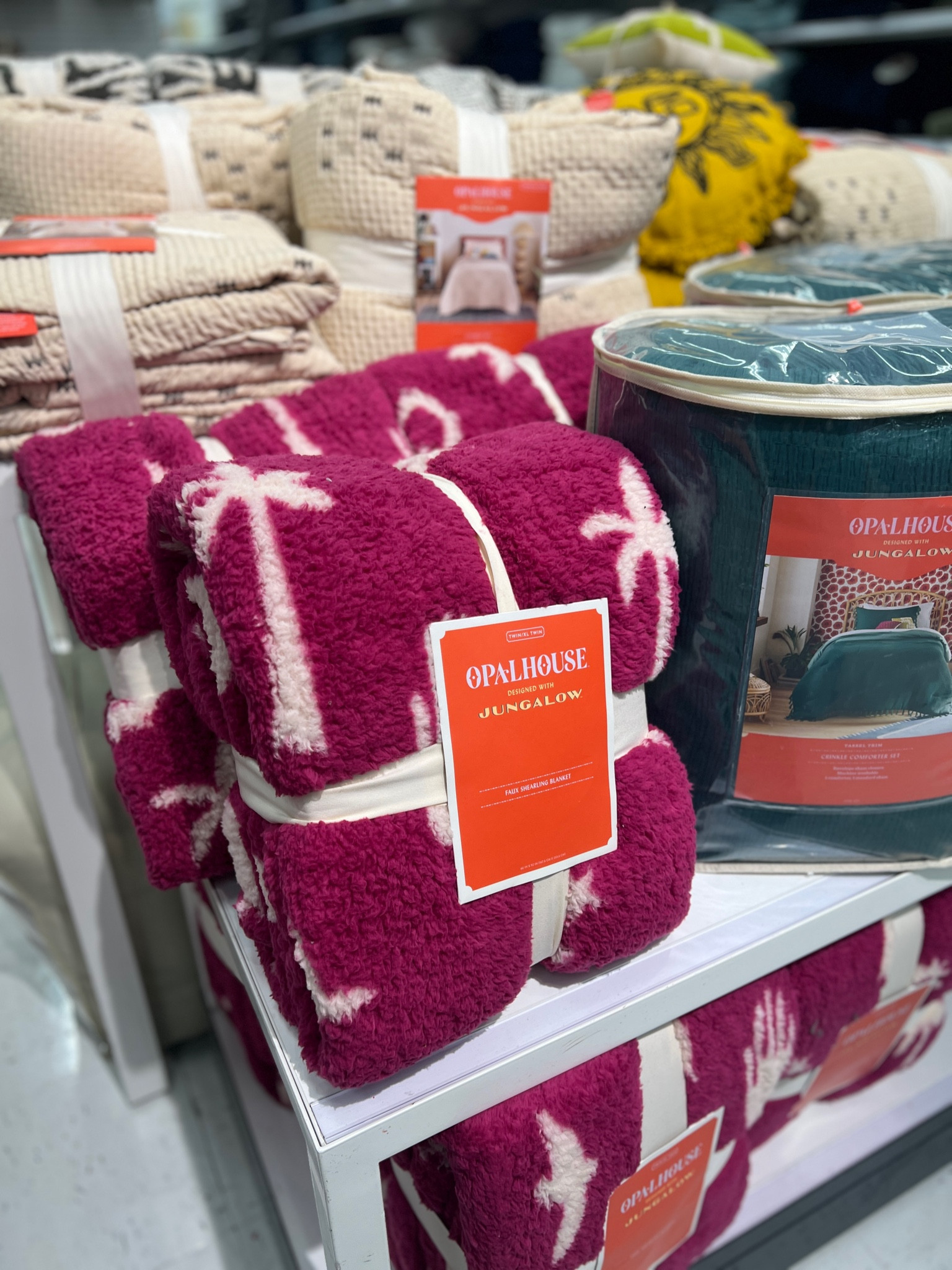 Opalhouse™ designed with Jungalow collection for bedroom decor! Now 20% off 

#LTKSaleAlert #LTKSeasonal #LTKHome