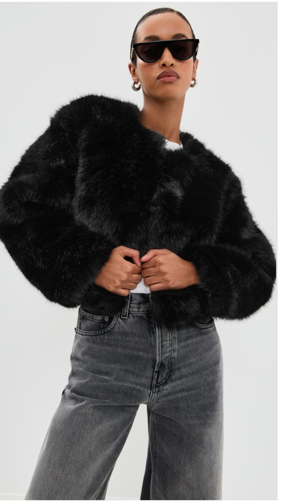 Cute for 25% off

Faux fur Shopbop sale 

#LTKCyberWeek #LTKGiftGuide #LTKHoliday