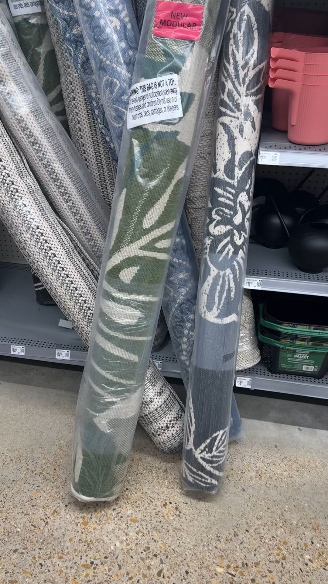 Better homes and gardens outdoor rugs
Walmart


#LTKHome #LTKTravel #LTKSaleAlert