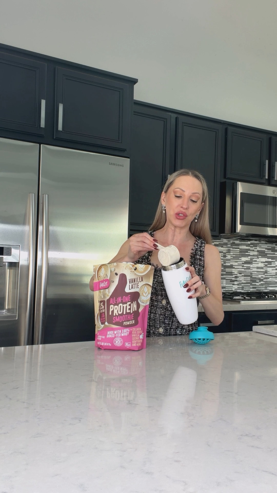 One of my New Year’s habits is to try and snack smarter and healthier. I’ve been trying to replace one of my coffees with FlavCity Vanilla Latte protein smoothing (25g protein including 10g collagen), caffeine, functional mushrooms and fruit. 

#LTKfitnessgoals #LTKmorningroutine #LTKfoodie