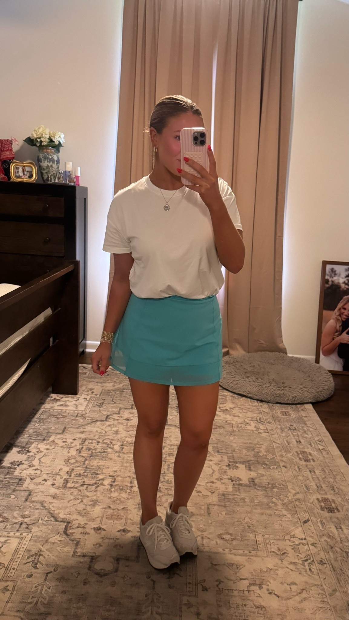 New Spanx pieces from the Willow Tree!!! Obsessed with this skort 😍


Wearing size medium in both