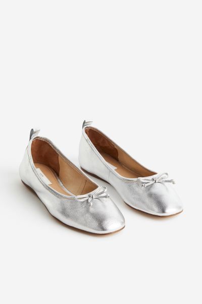 Leather Ballet Flats - Silver-colored - Ladies | H&M US | H&M (US + CA)