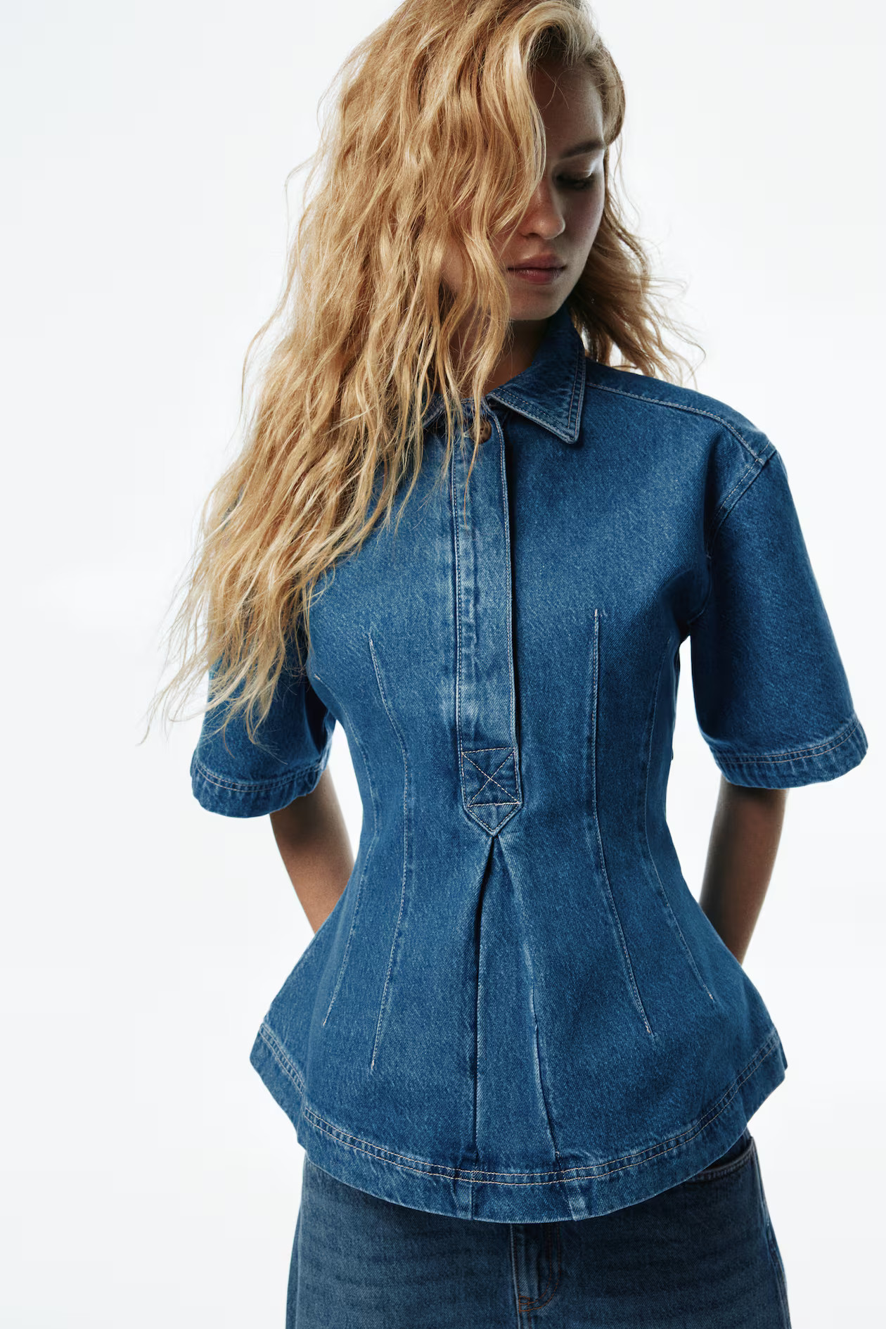 Waisted denim shirt | H&M (UK, MY, IN, SG, PH, TW, HK)