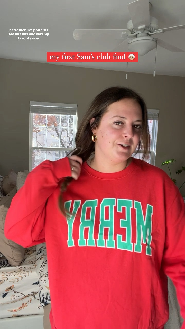 Became and adult and got a Sam’s club membership today and RAN to this Christmas crewneck 🤶🏼🎄✨ I did an XXL they run really small 

#LTKHoliday #LTKfindsunder50