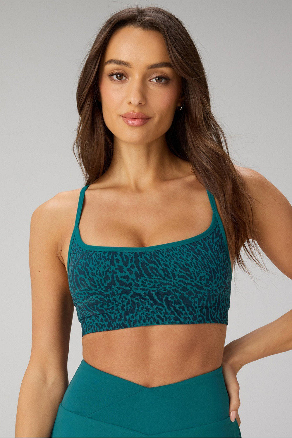 Sleek Seamless Strappy Low Impact Bra | Fabletics