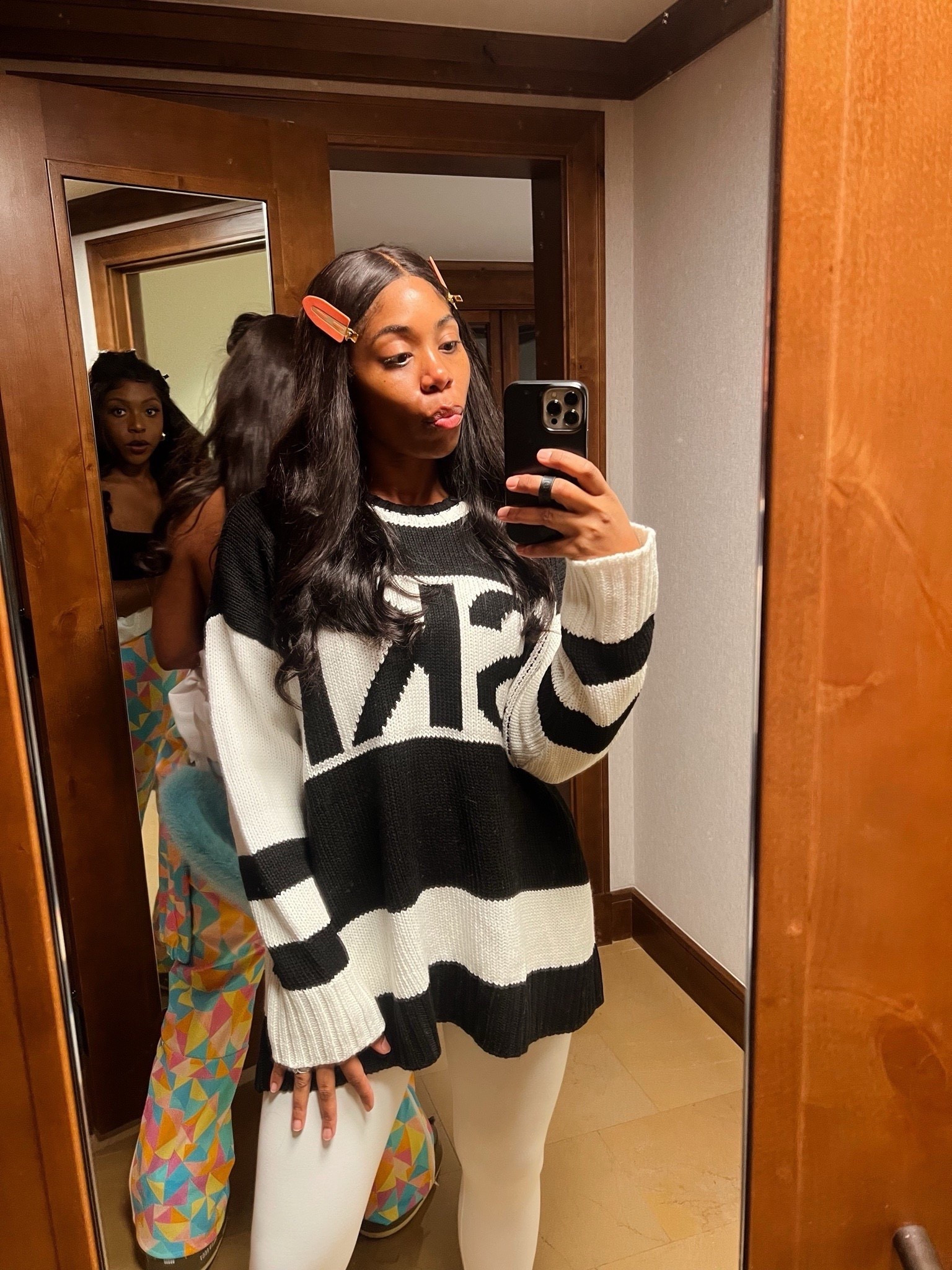 Winter outfit vibes! Save for your ski trip or a cute cold day! Love this sweater! 

#LTKootd