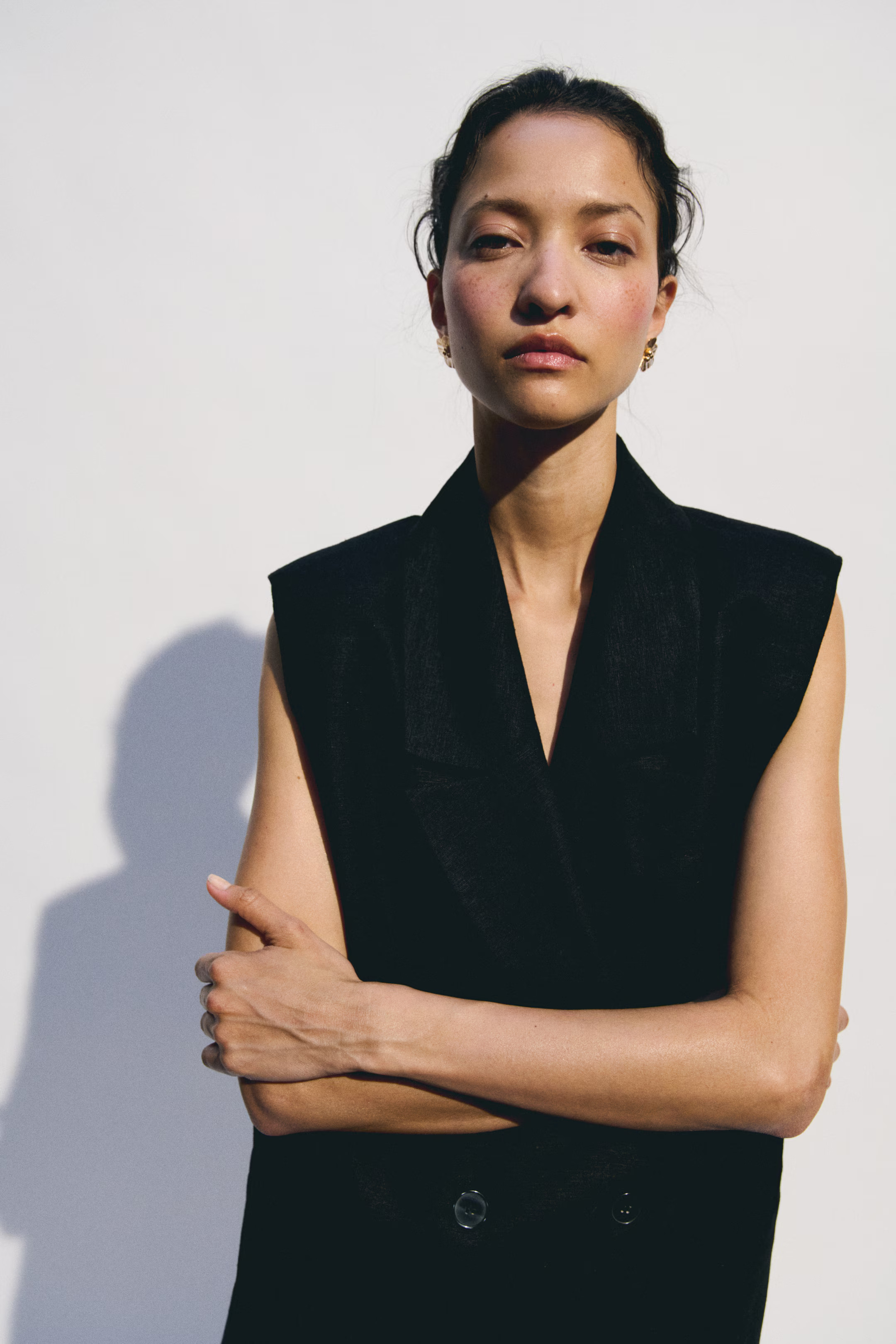 Flower-shaped earrings | H&M (UK, MY, IN, SG, PH, TW, HK)