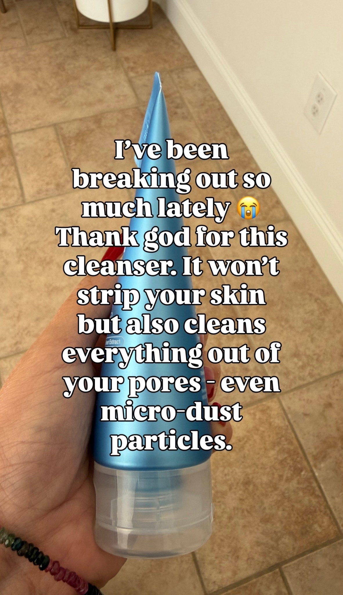 This cleaners has been saving my skin, I am obsessed! 

Skincare, skincare must haves, night routine, morning routine 

#LTKBeauty