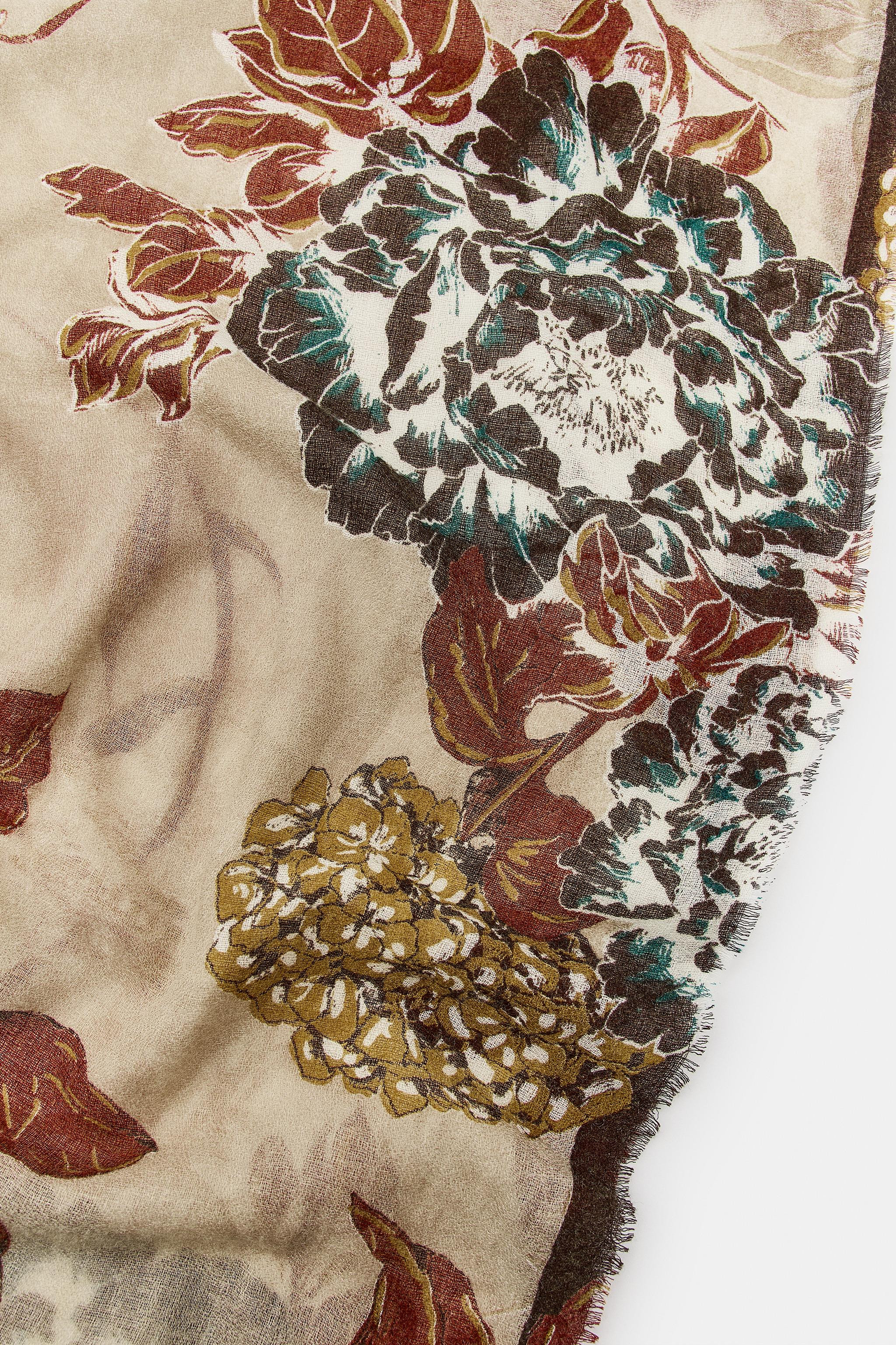 FLORAL PRINT SCARF | Zara US