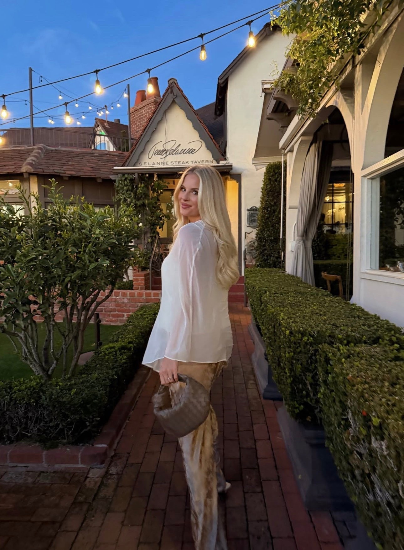 Wearing a medium in top, medium in pants, shoes are tts! #kathleenpost

Date night outfit, spring transition, bump friendly, maternity look



#LTKBump #LTKootd #LTKSeasonal